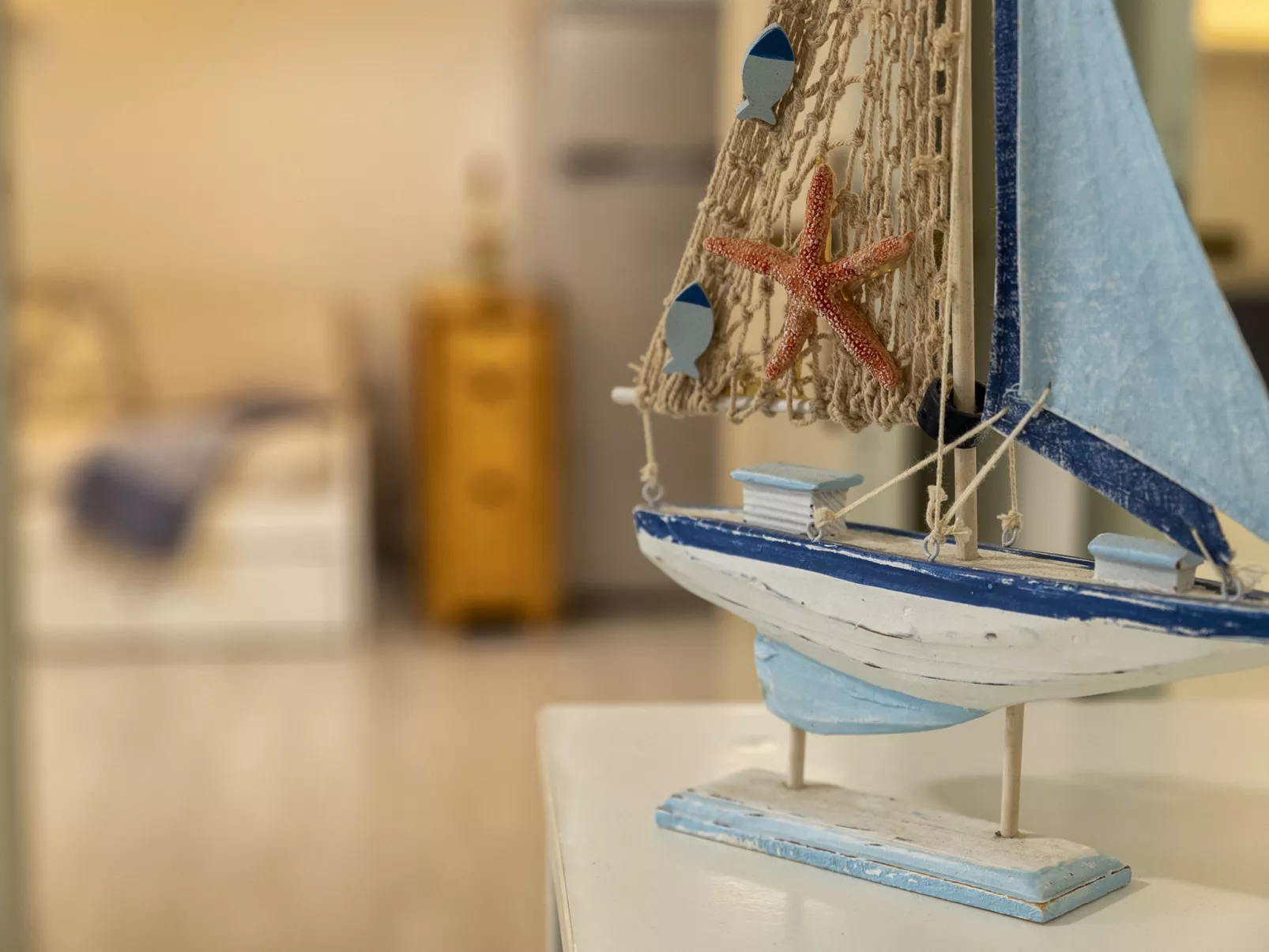 D4 - H1, Baia de Bahas-Inside