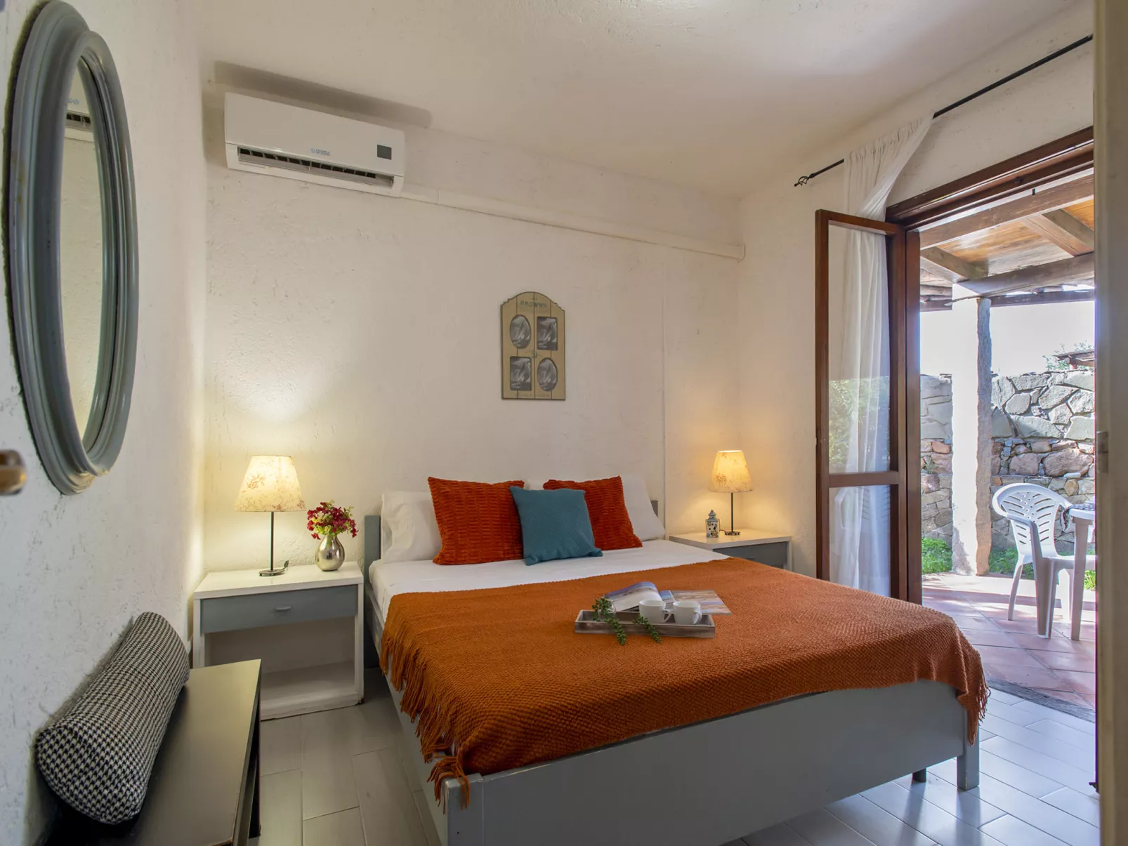 F4-F1 - Baia de Bahas-Inside