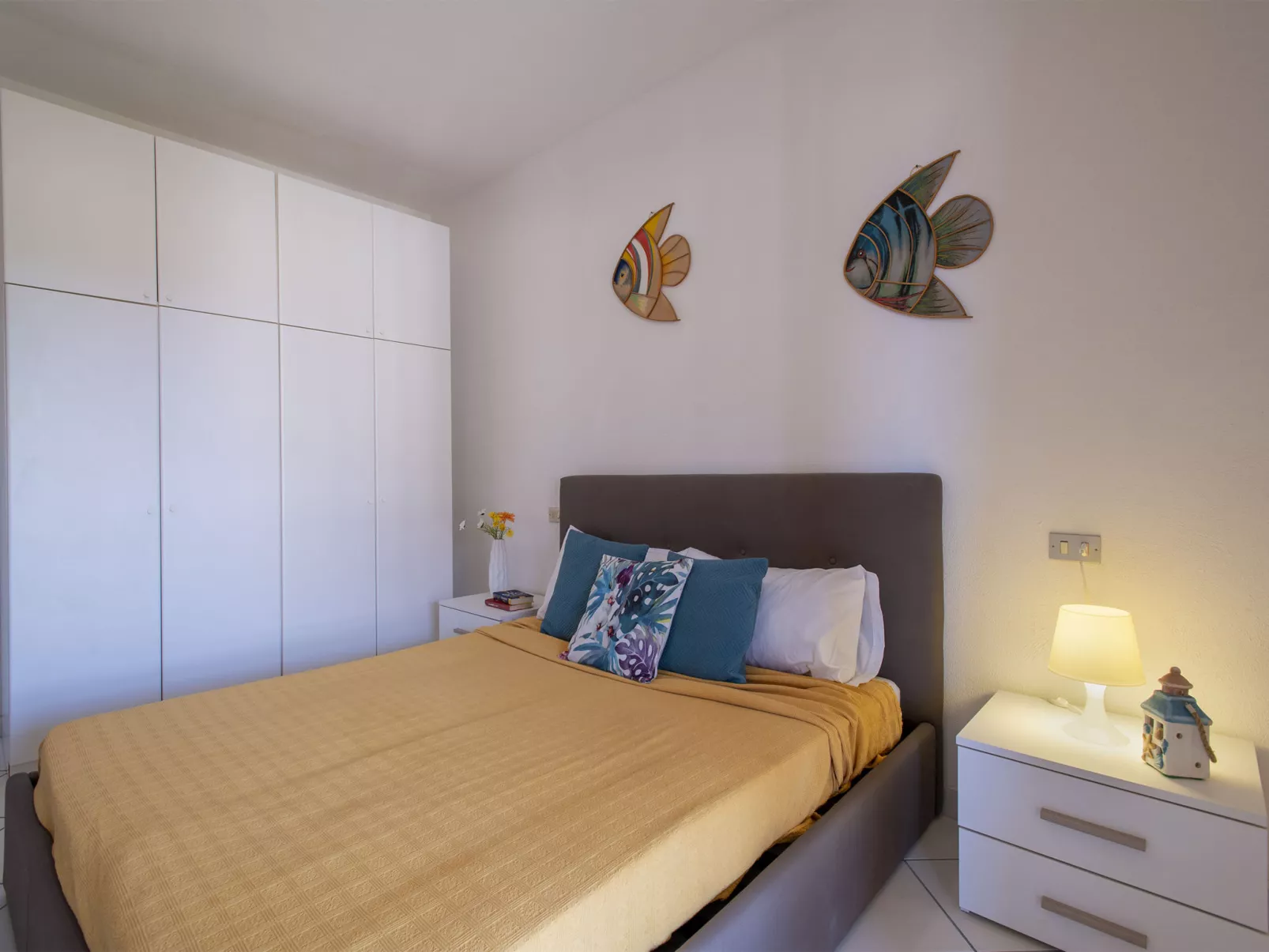 D3 - E2, Baia de Bahas-Inside