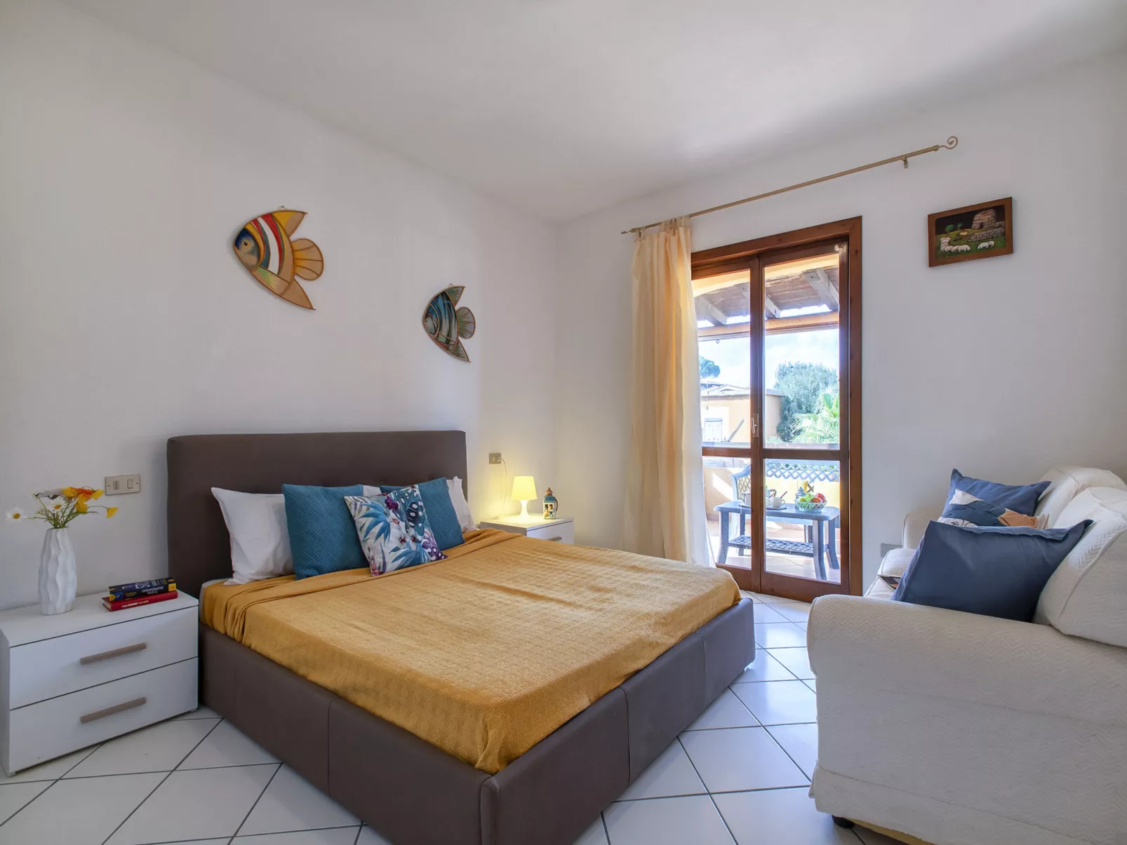D3 - E2, Baia de Bahas-Inside