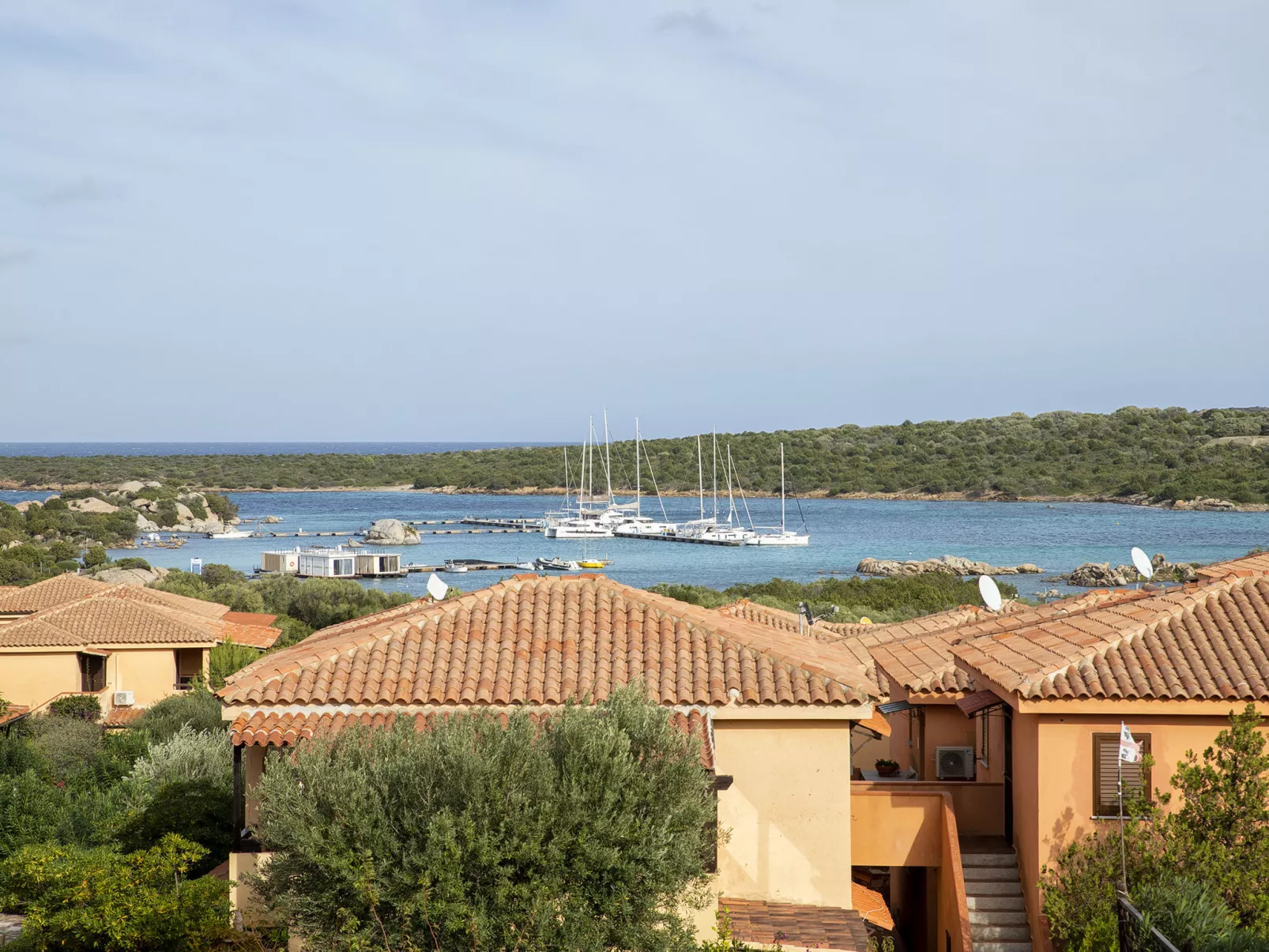 D3 - E2, Baia de Bahas-Outside