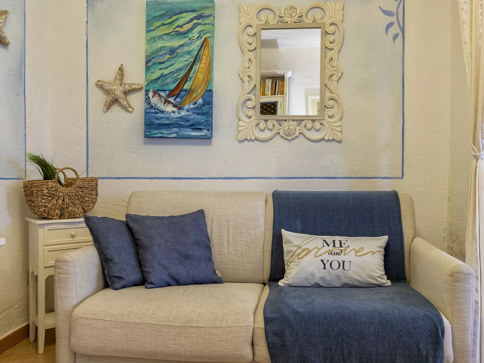 D2 - I1, Baia de Bahas-Inside