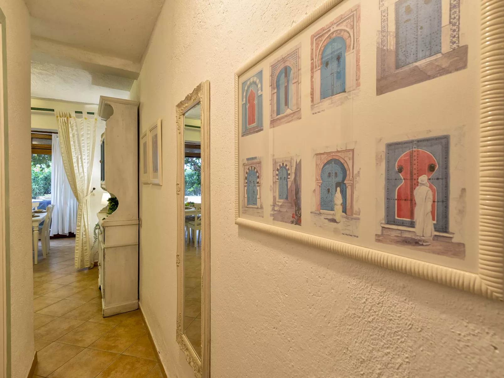 D2 - I1, Baia de Bahas-Inside