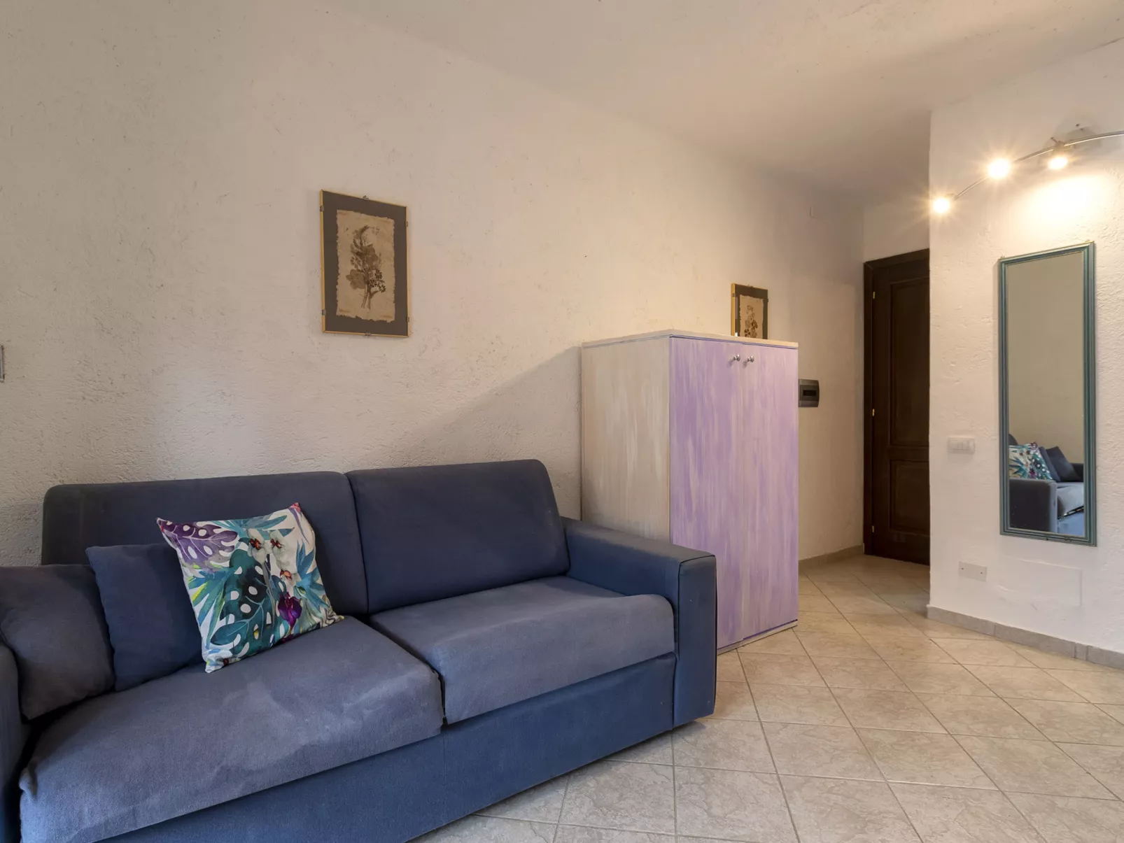 D4 - B3, Baia de Bahas-Inside