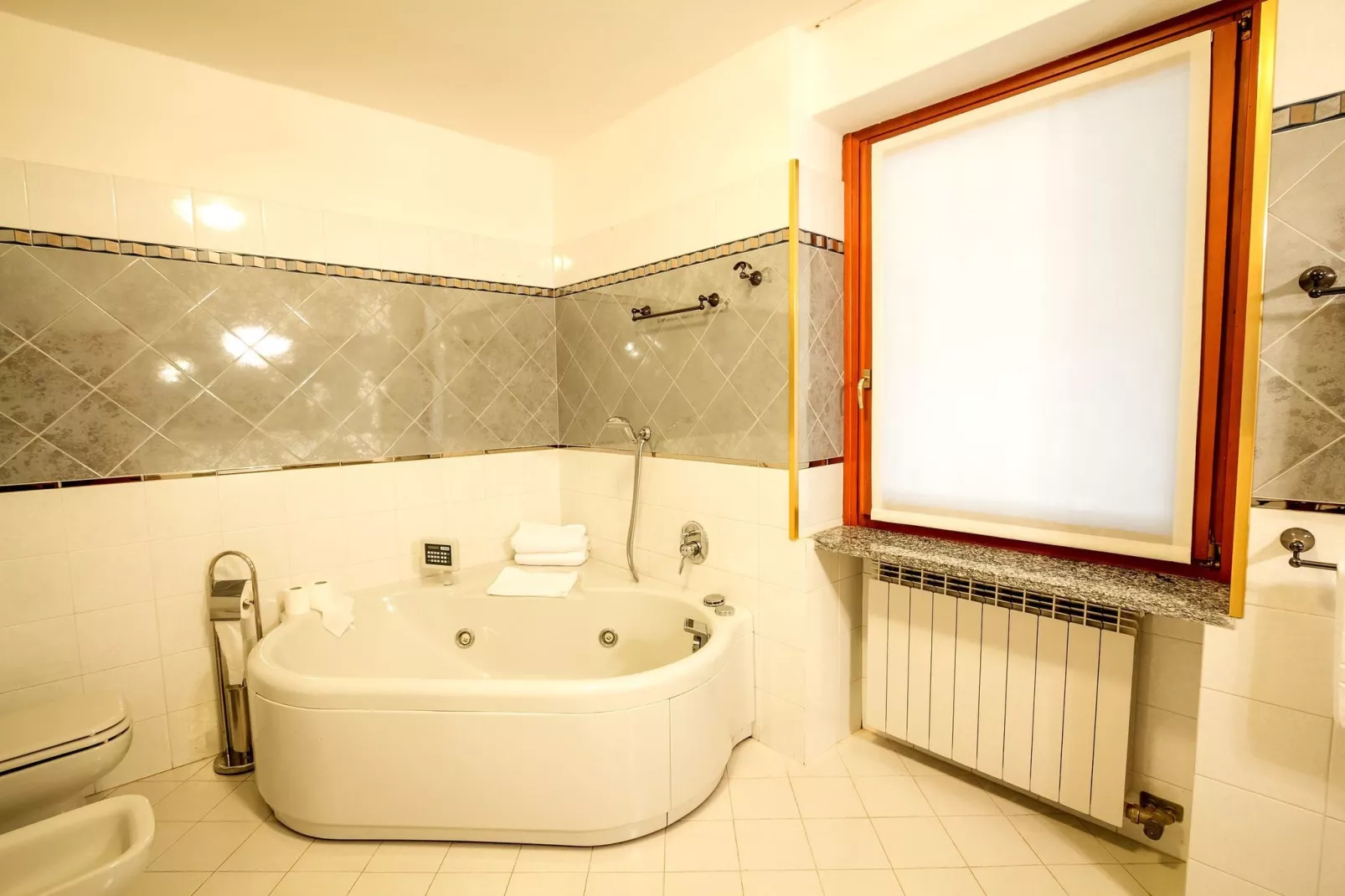 Villa Meraviglia-Badezimmer
