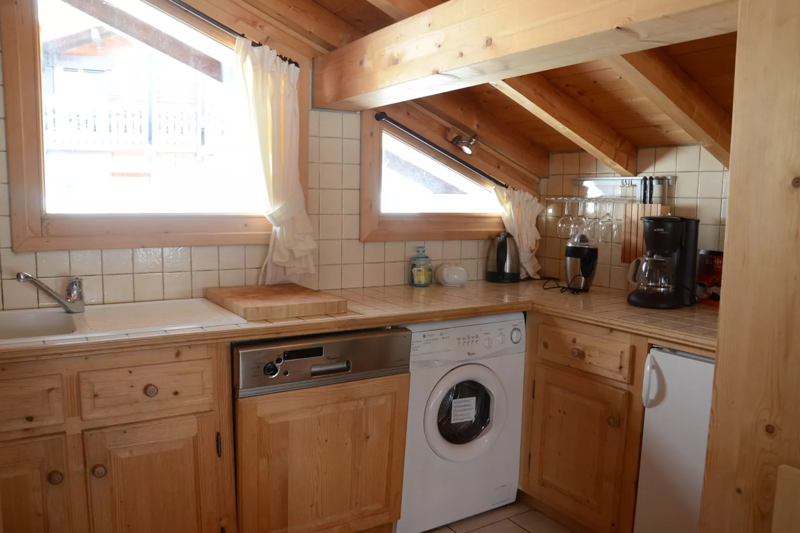 Mon Amour-Kitchen