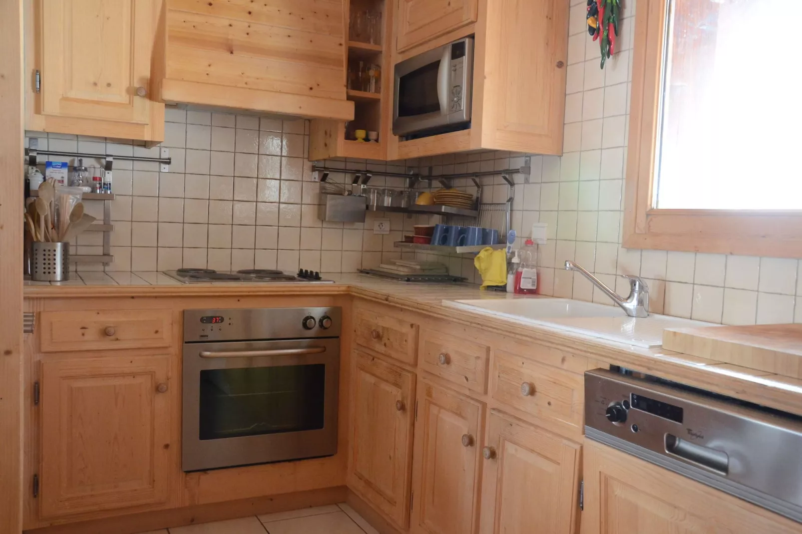 Mon Amour-Kitchen