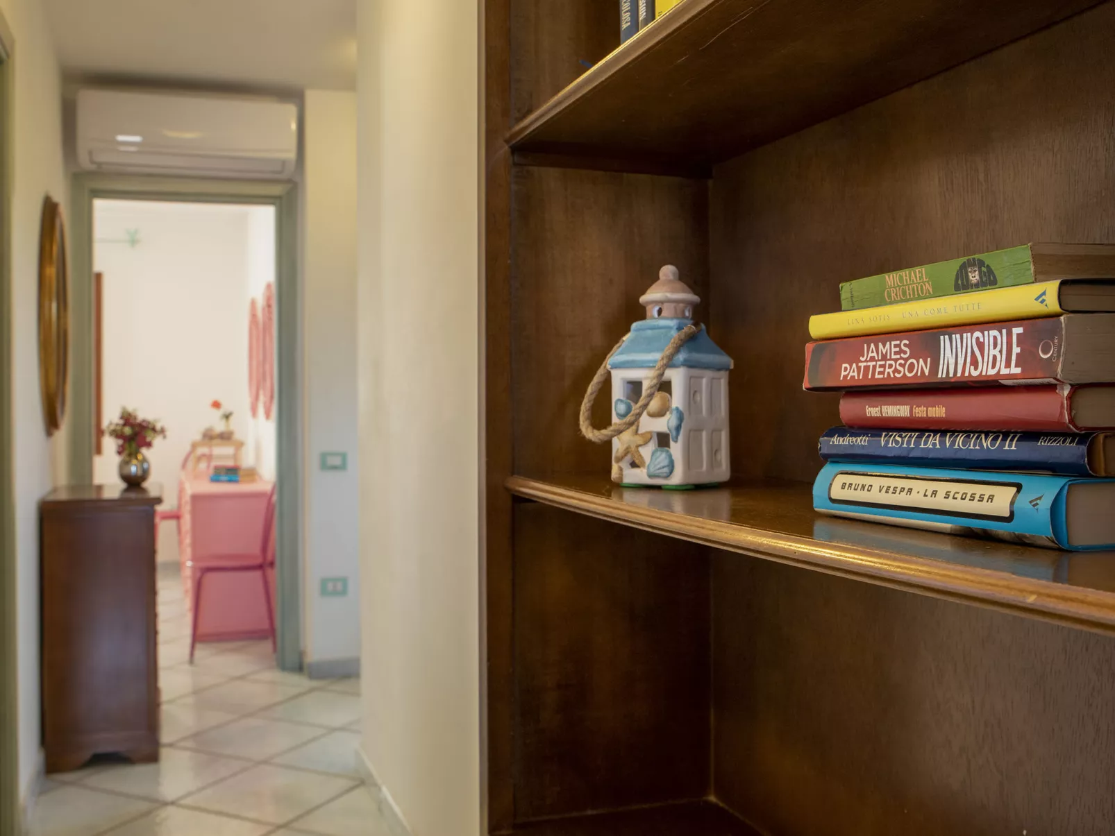 CSA - 15, Baia de Bahas-Inside