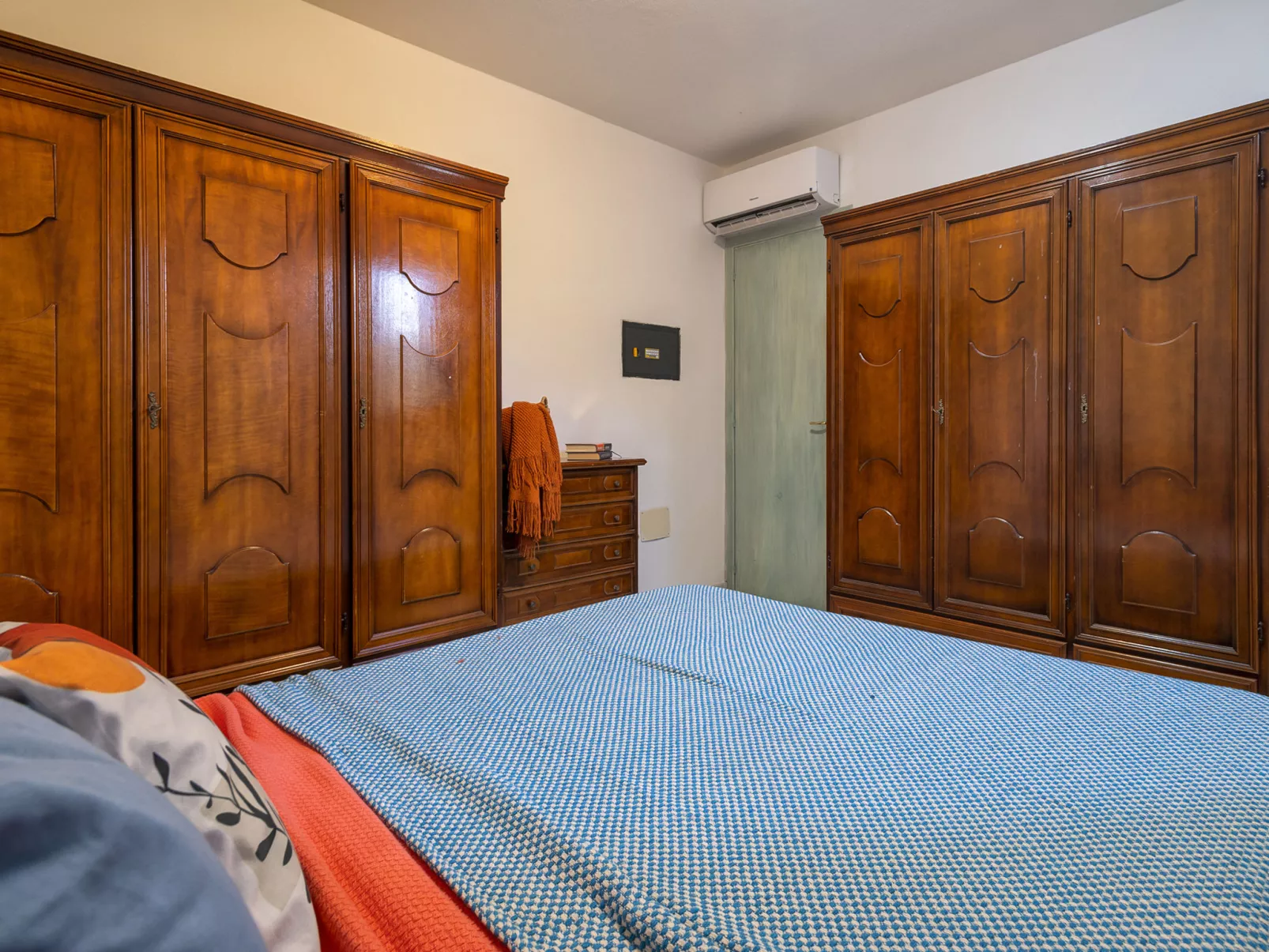 CSA - 15, Baia de Bahas-Inside