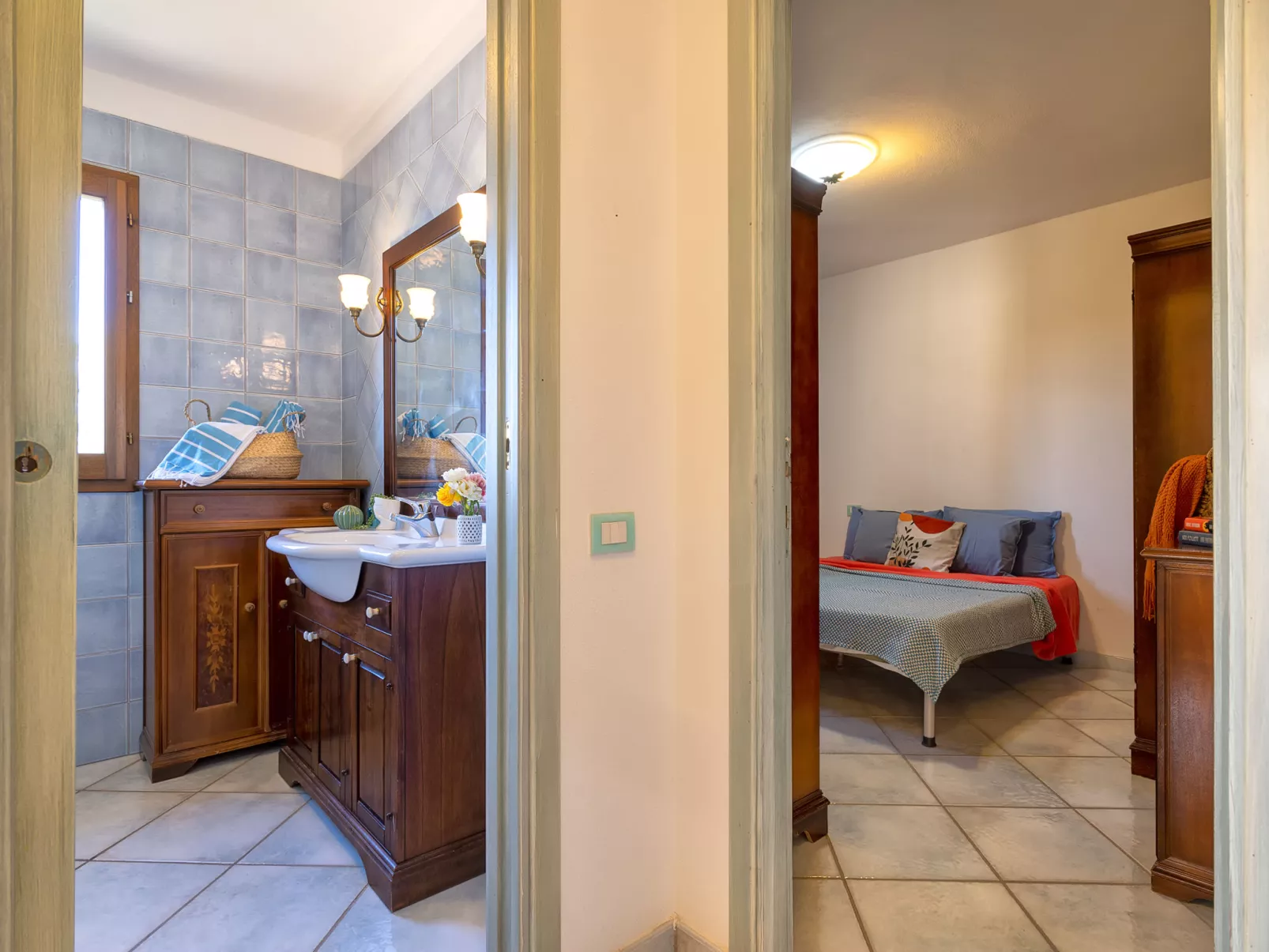 CSA - 15, Baia de Bahas-Inside