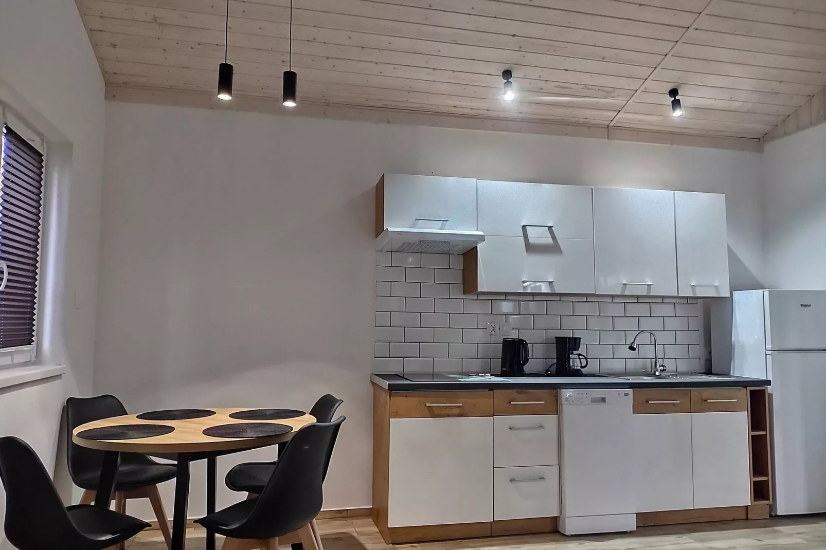 Domki parterowe dla 4 osób-Kitchen