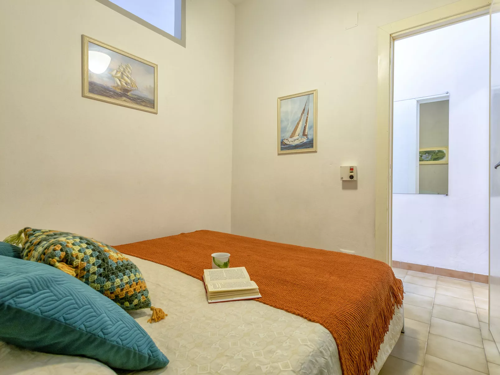 D3 - 3 - Baia de Bahas-Inside