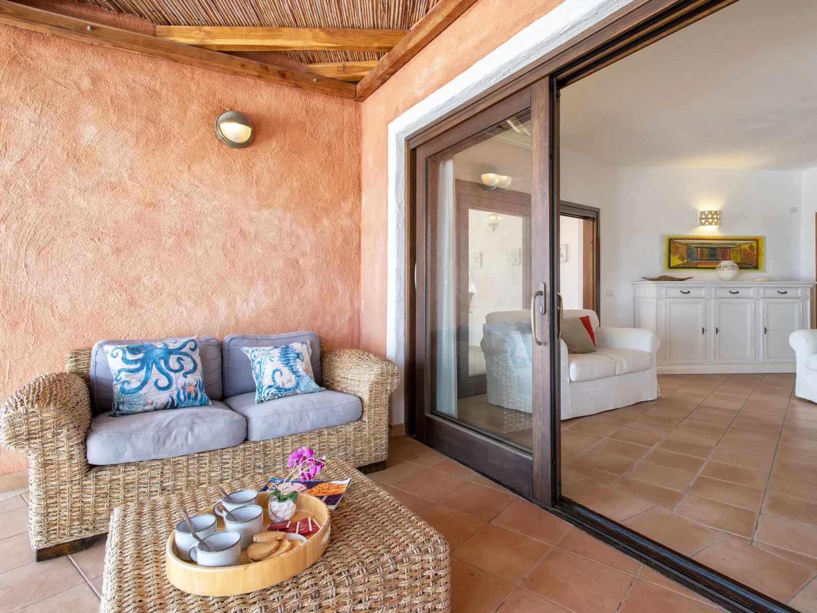 Cala Volpe-Outside