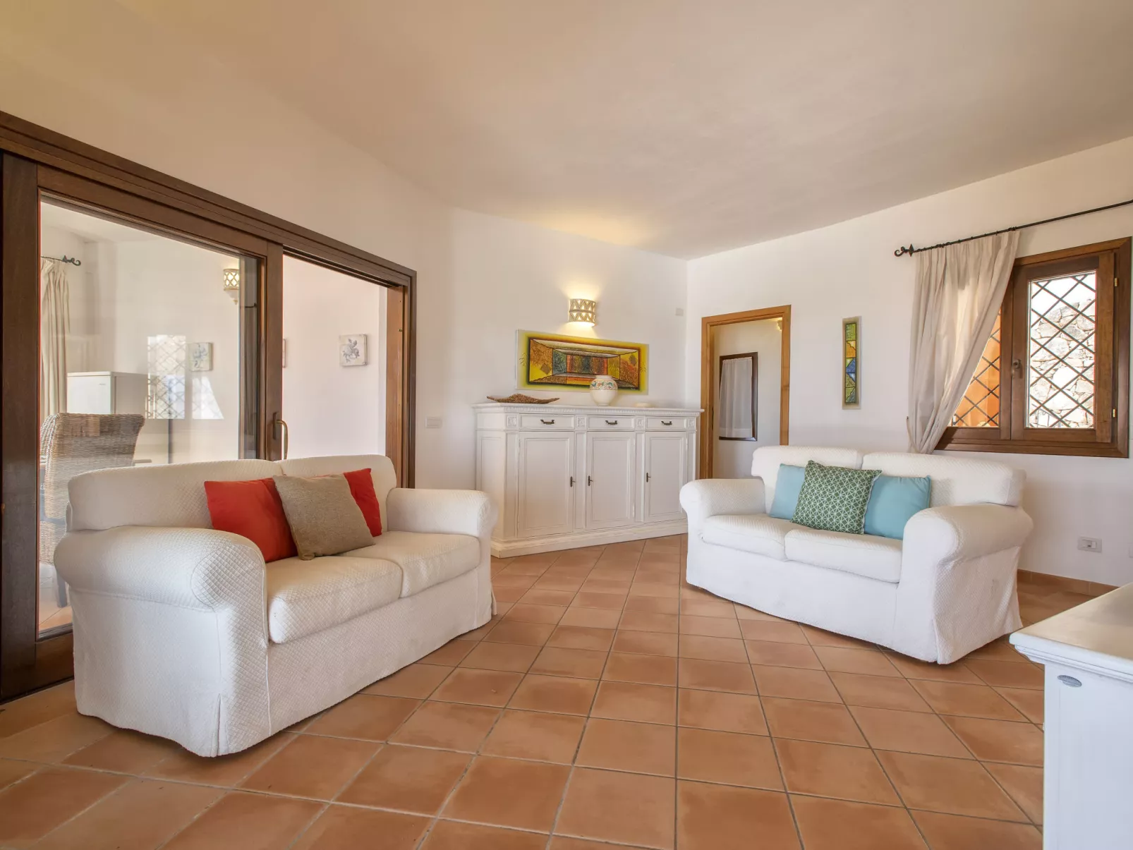 Cala Volpe-Inside
