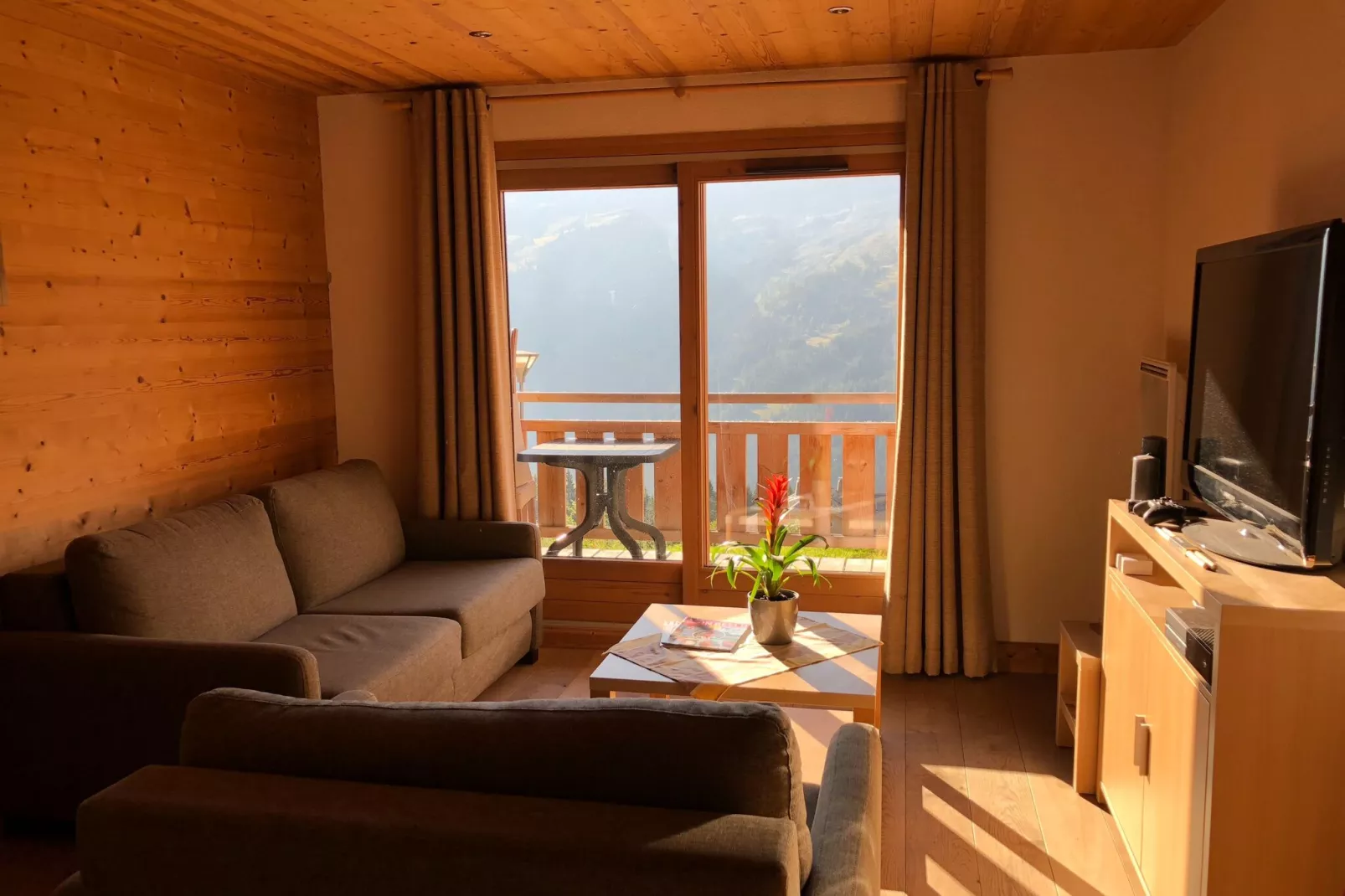 Les Portes du Grand Massif 5-Living room