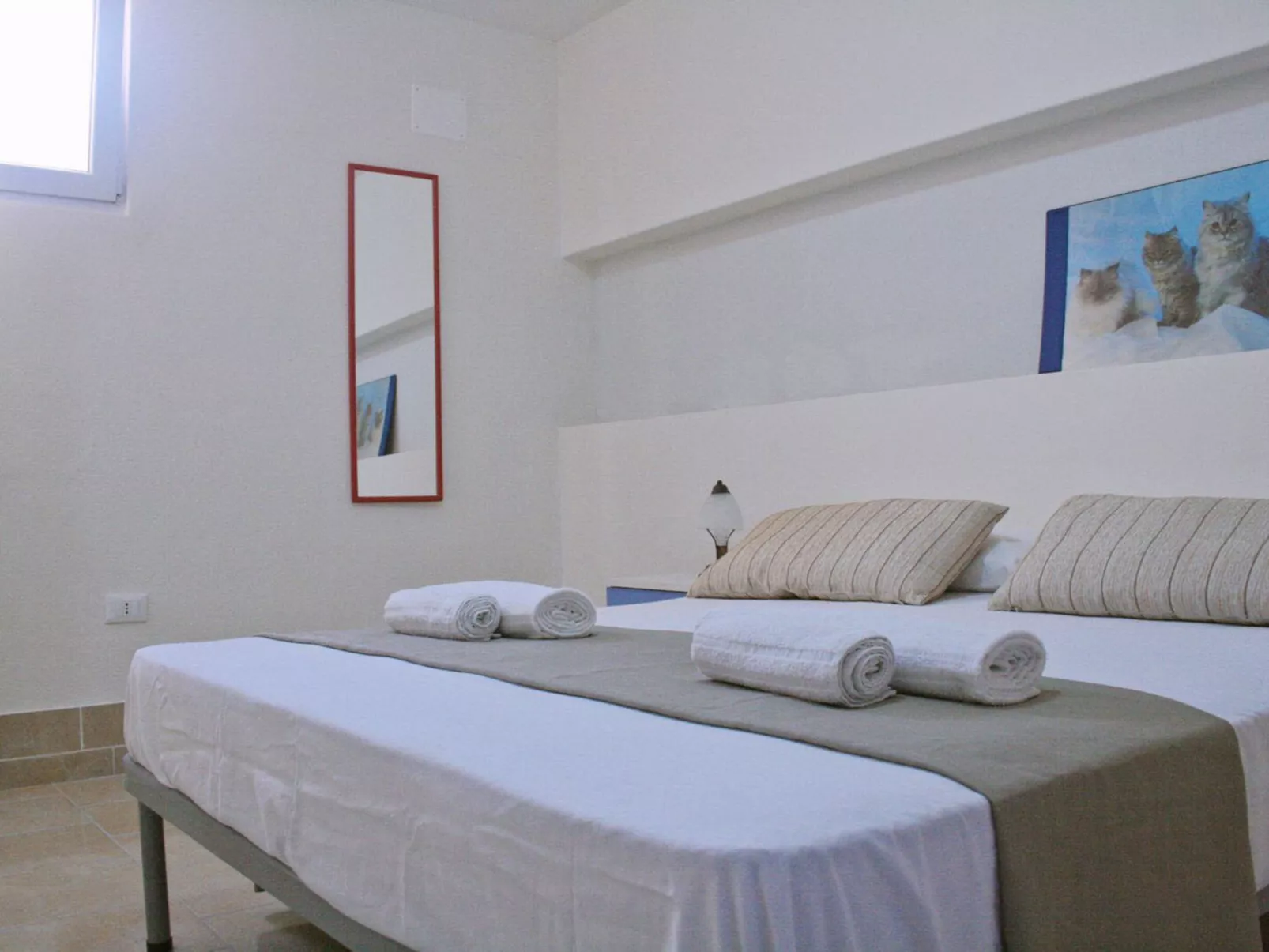 Quadri Vista Mare 1-Inside