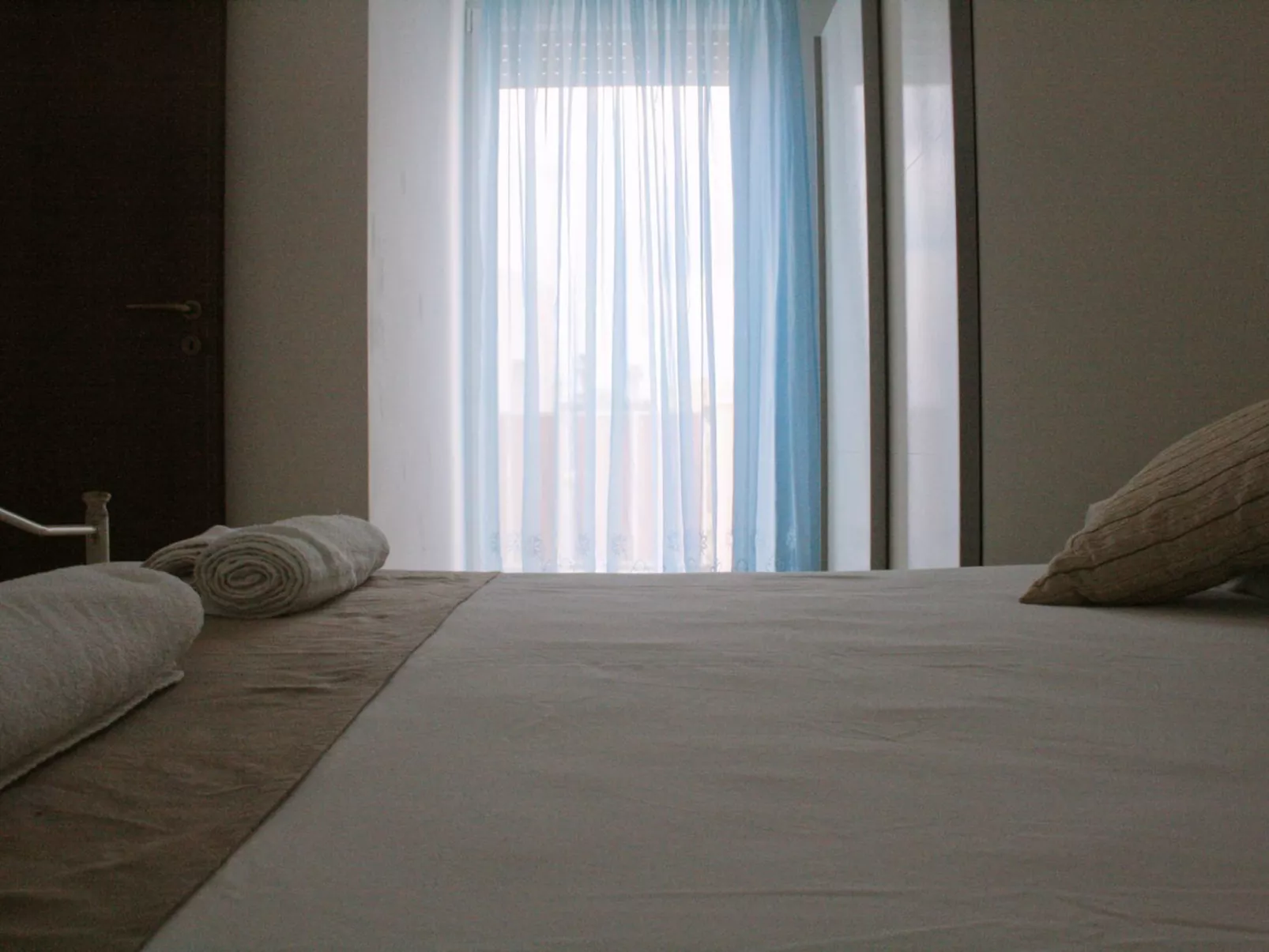 Quadri Vista Mare 1-Inside