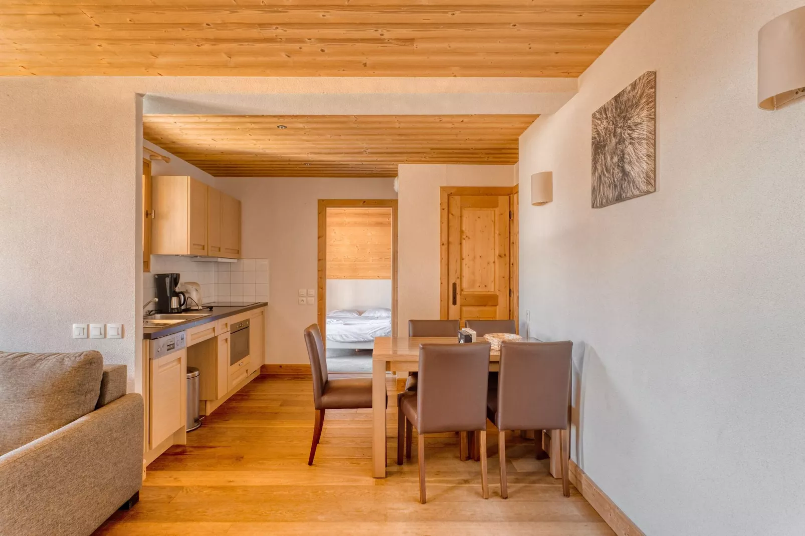 Les Portes du Grand Massif 5-Dining room