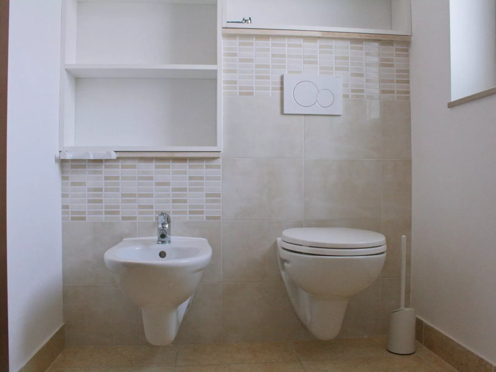 Quadri Vista Mare 1-Inside