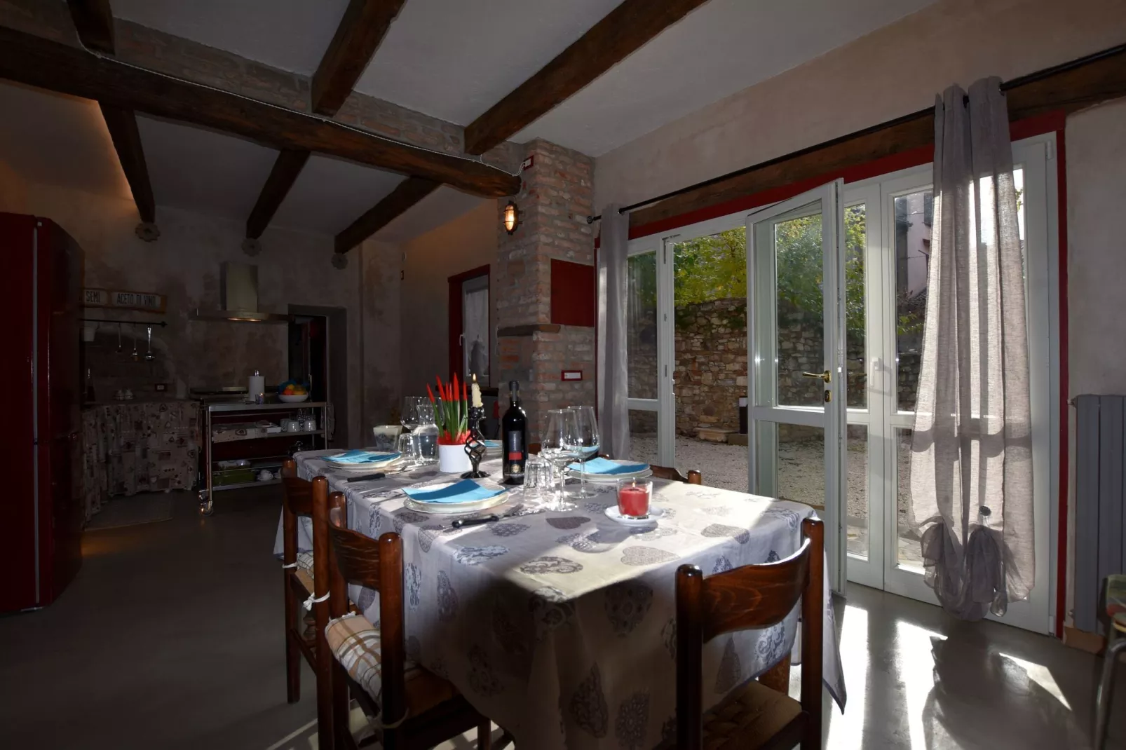 Casa dei Nonni-Dining room
