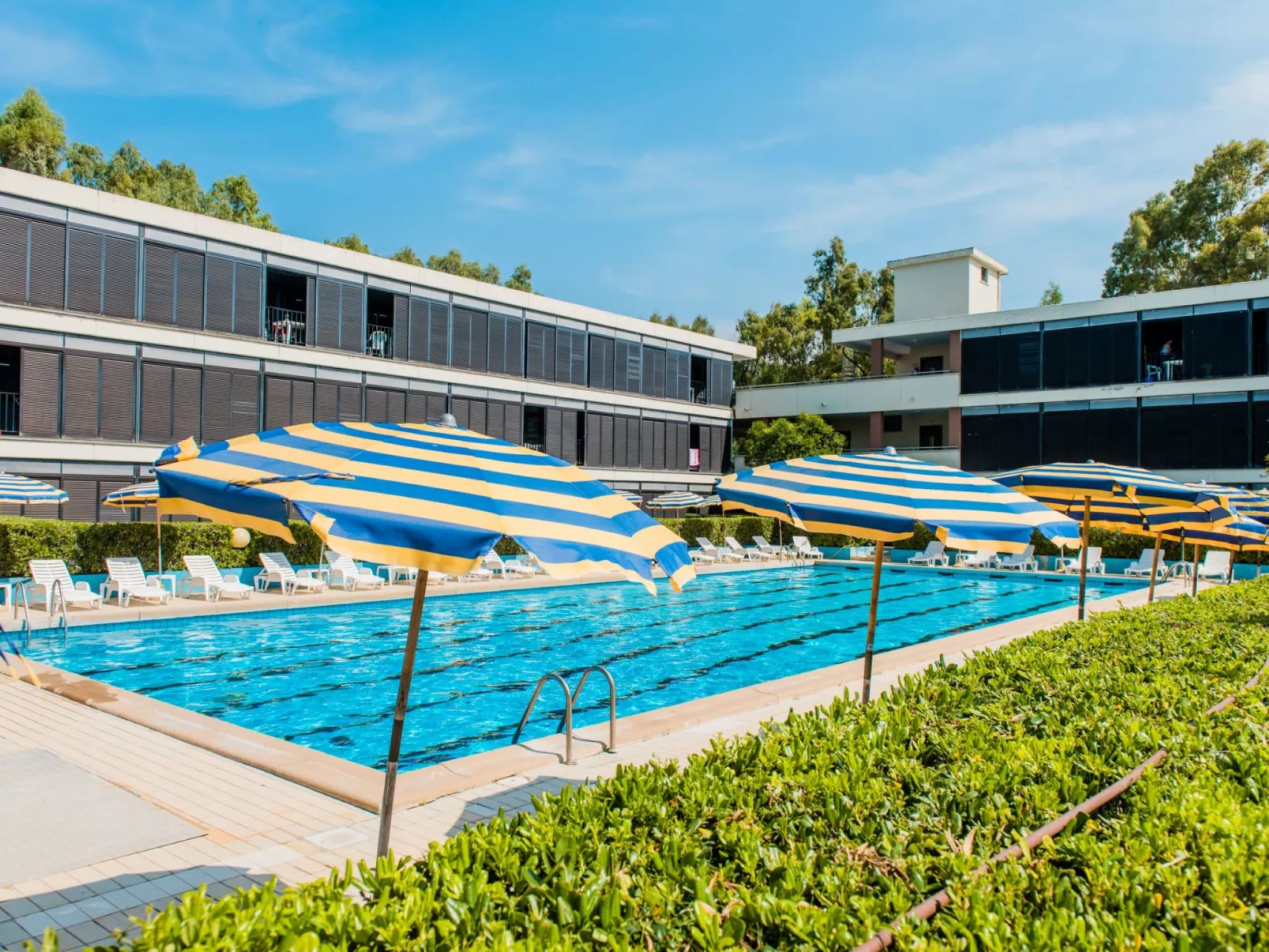 Bilo Standard-Outside