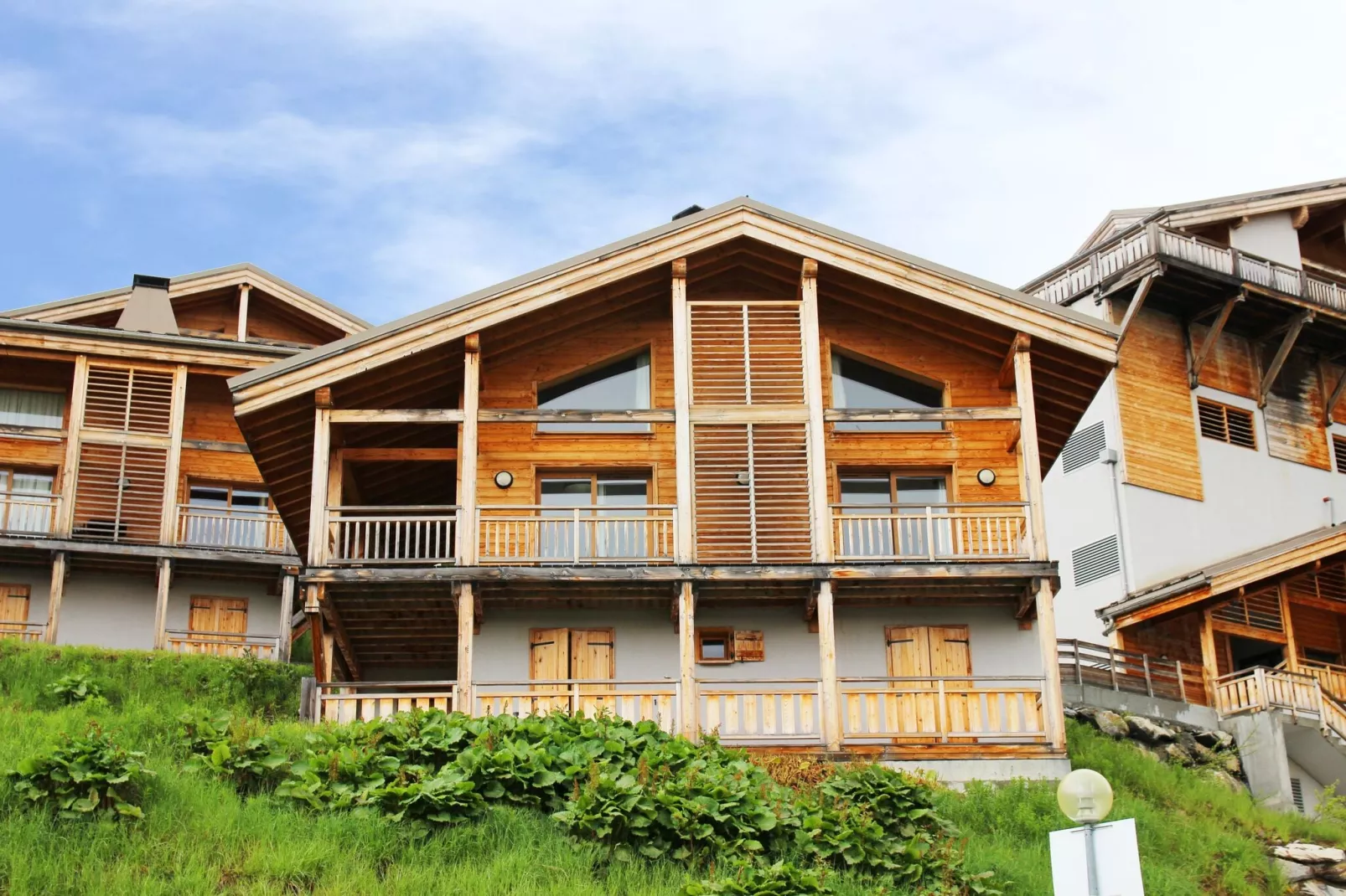 Les Portes du Grand Massif 3-Exterior summer