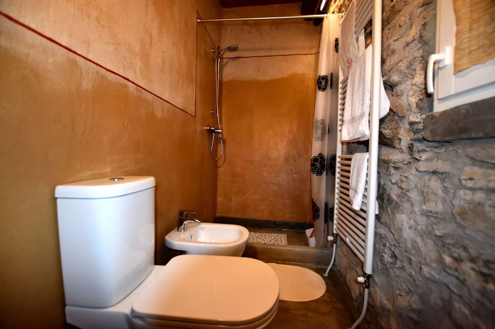Casa dei Nonni-Bathroom