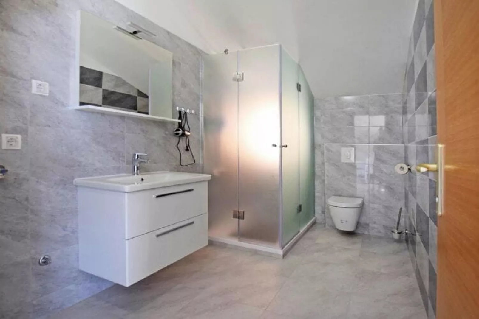 Apartments Branka Starigrad SD-79 Studio SA-01 2-4 Pers-Bathroom