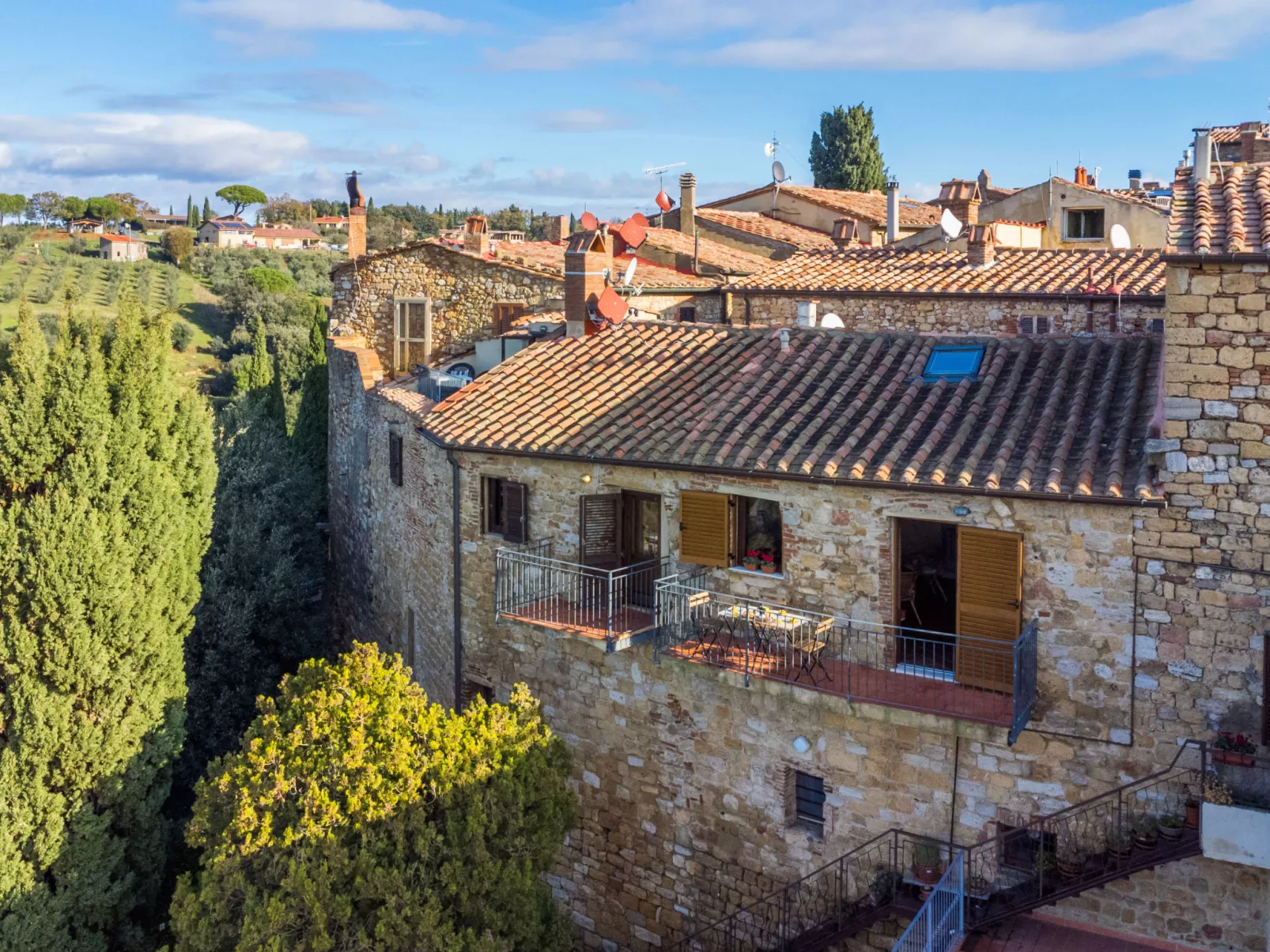 Trilocale Casa nel Castello-Outside