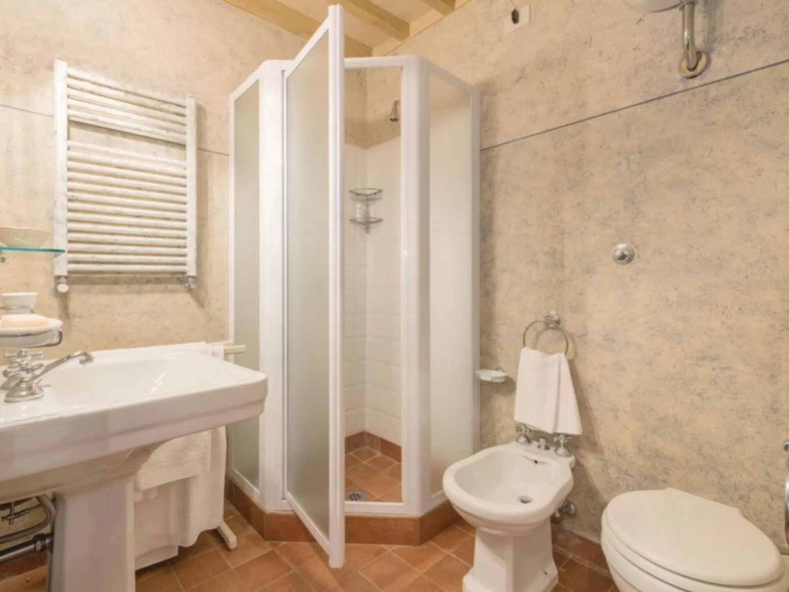 Il Poggio-Inside
