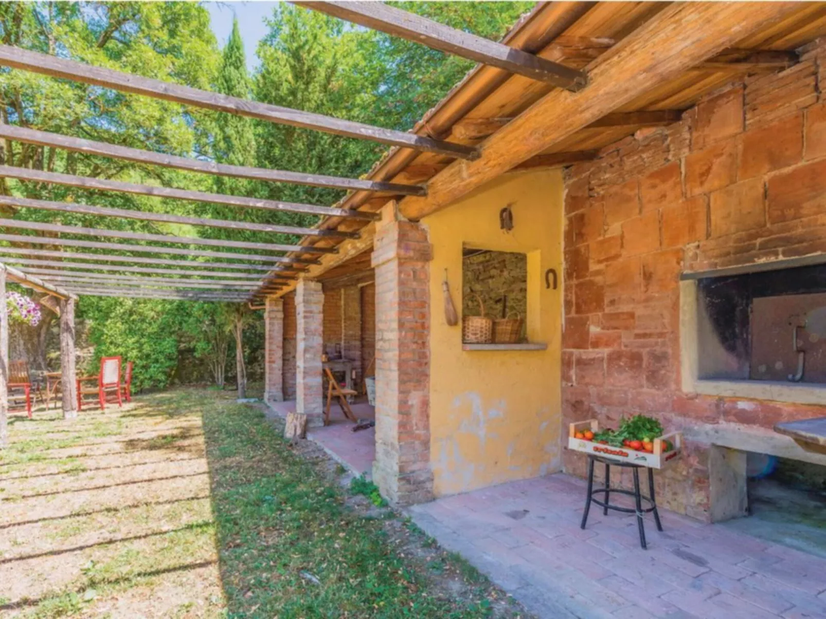 Il Poggio-Outside