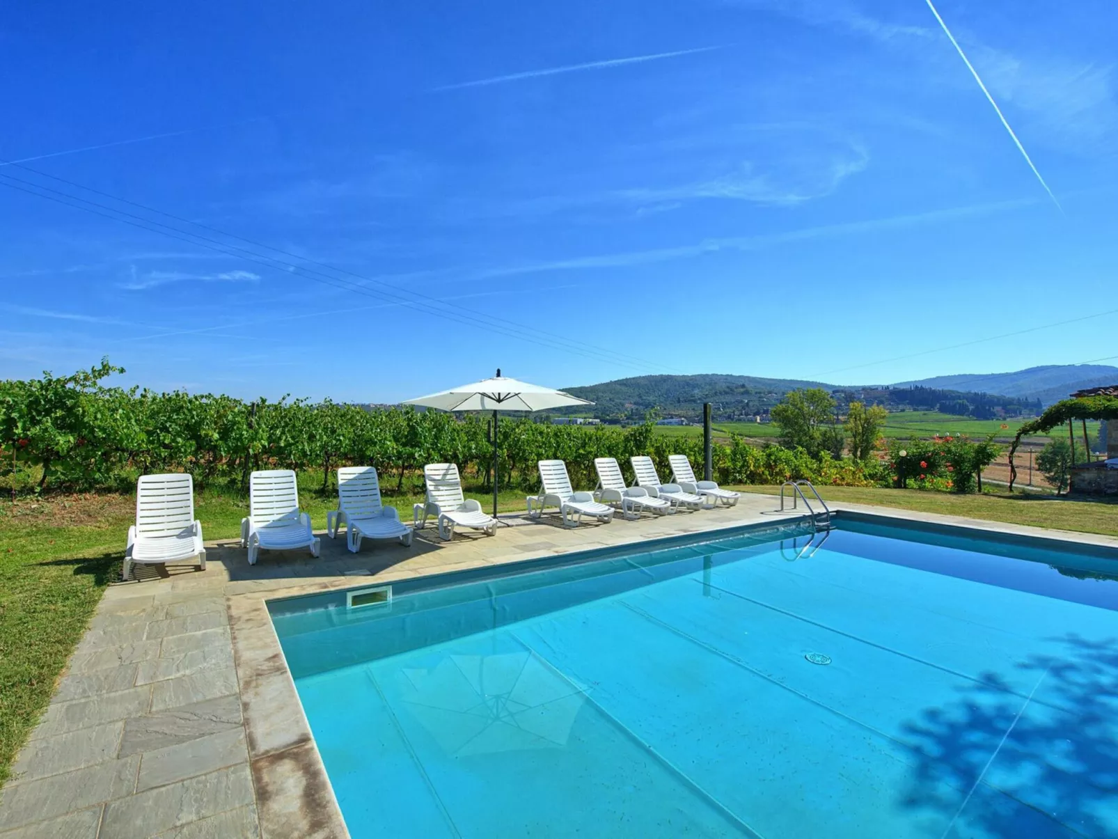 I Tre Laghi-Outside