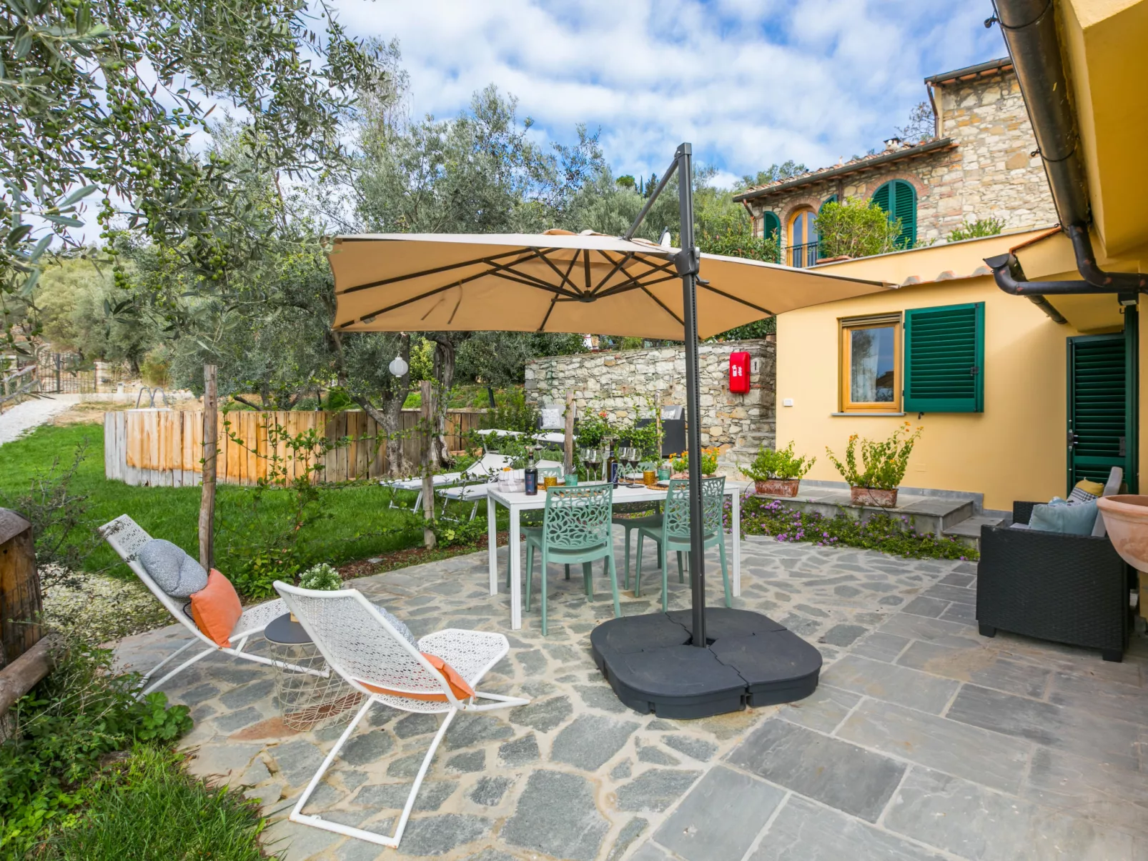 Villa Anna-Outside