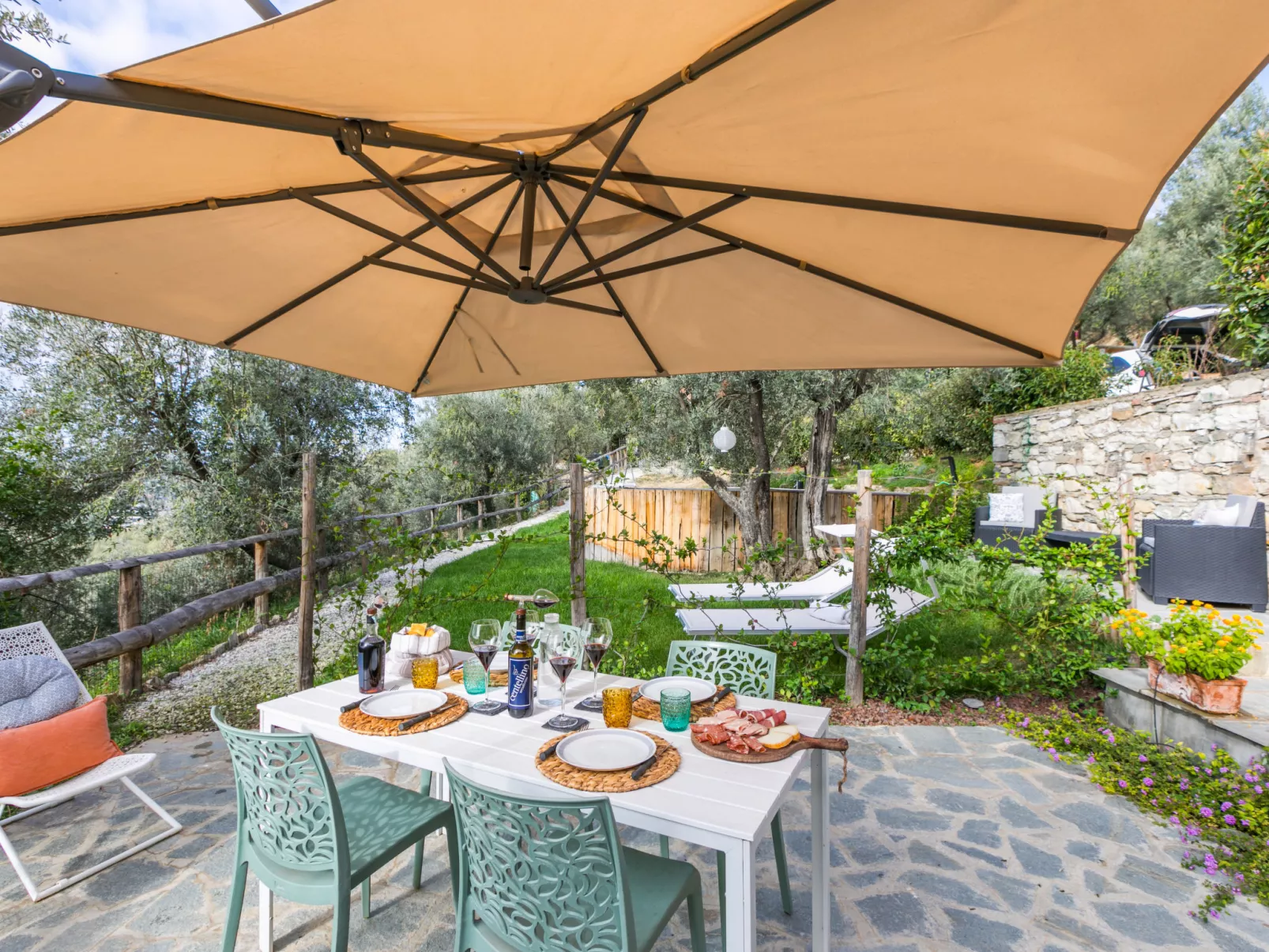 Villa Anna-Outside