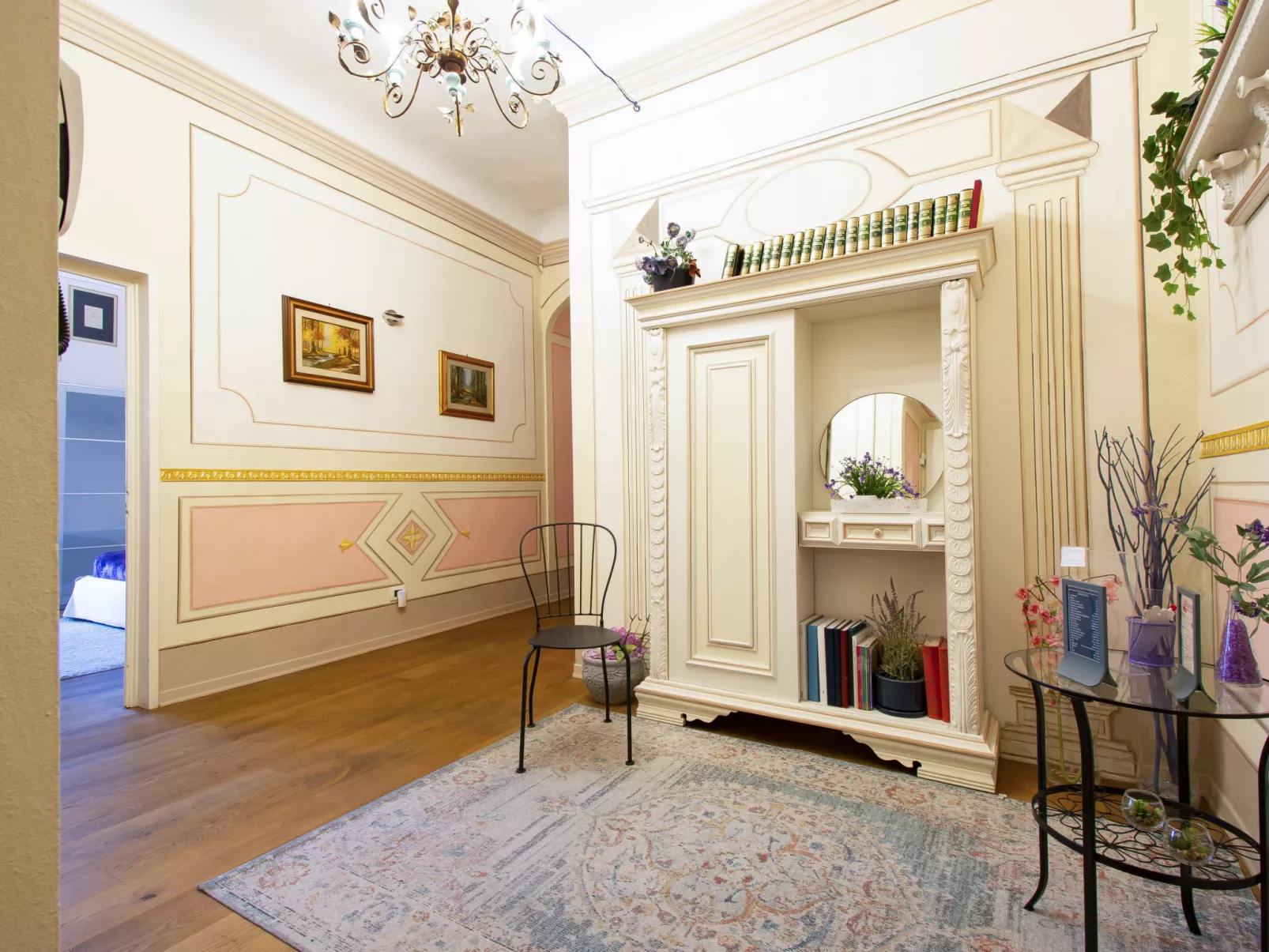 Bellevue Palazzo Pitti-Inside