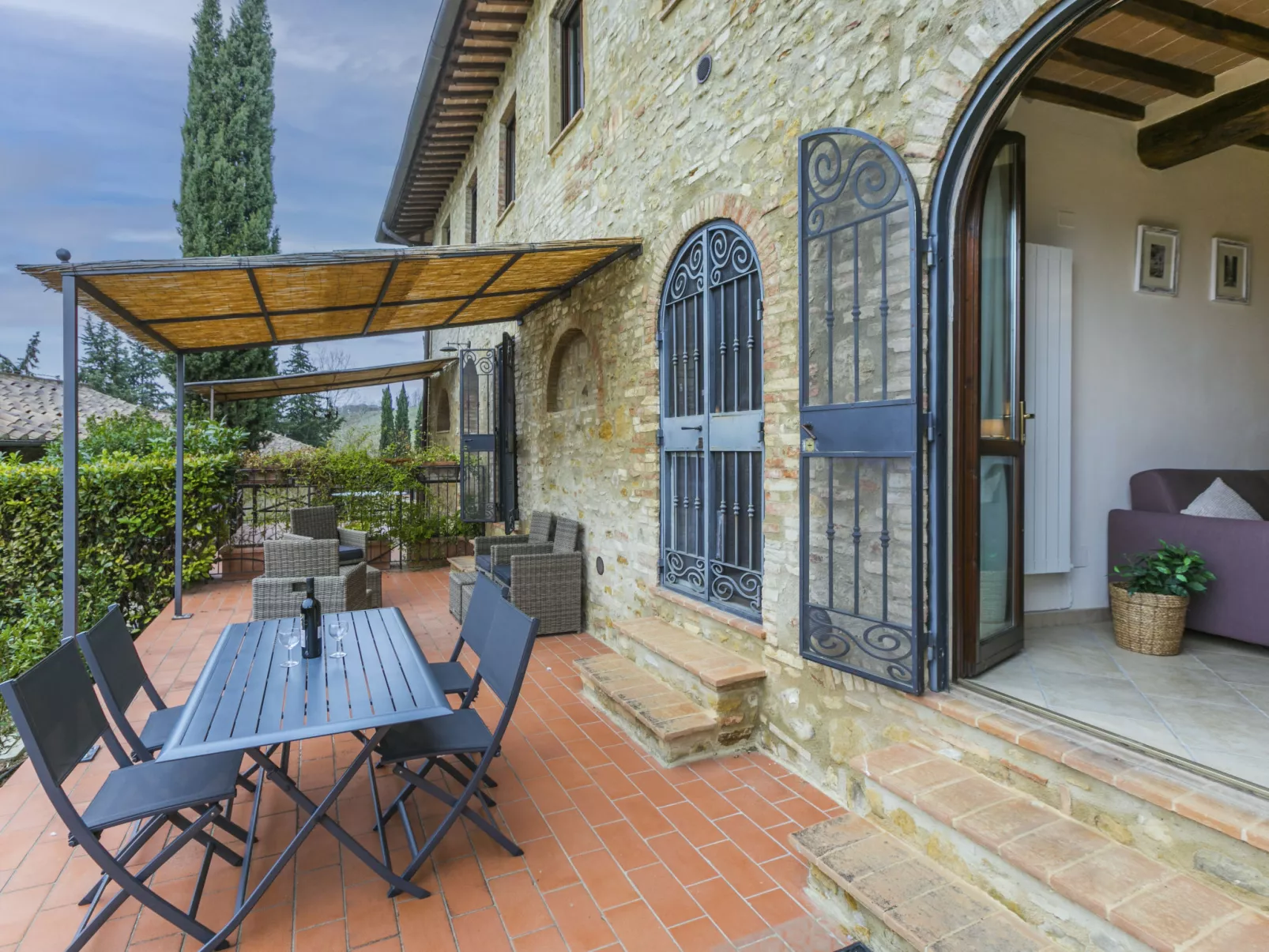 Casa Tibesa-Draußen