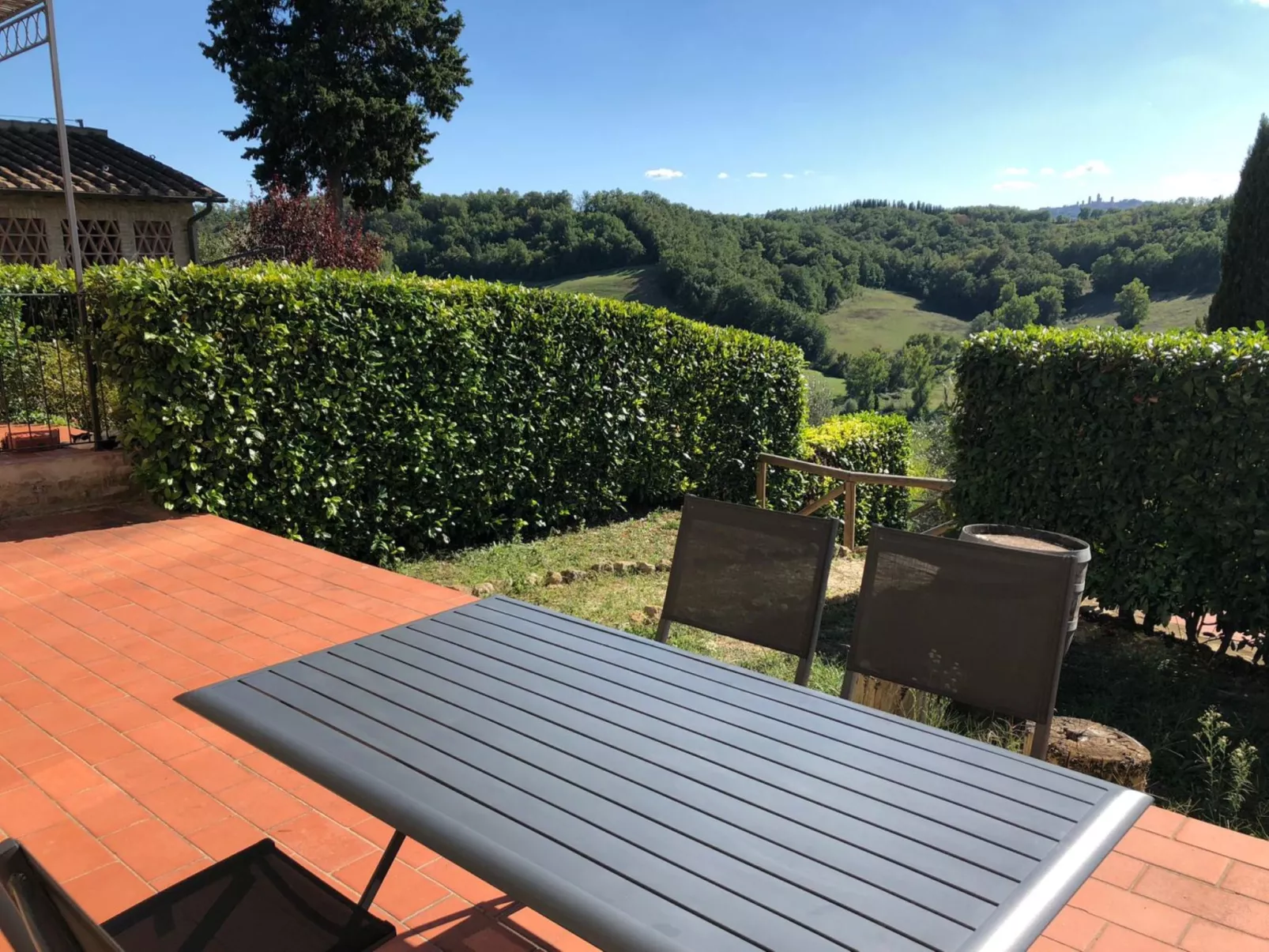 Casa Tibesa-Draußen