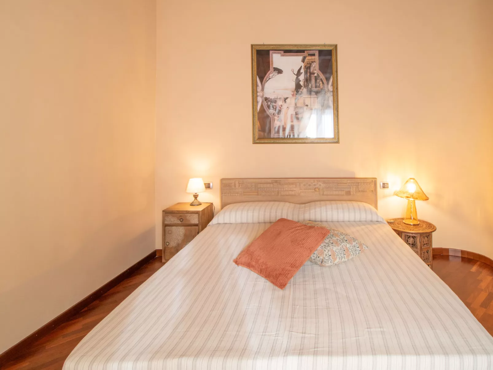 Croce-Inside