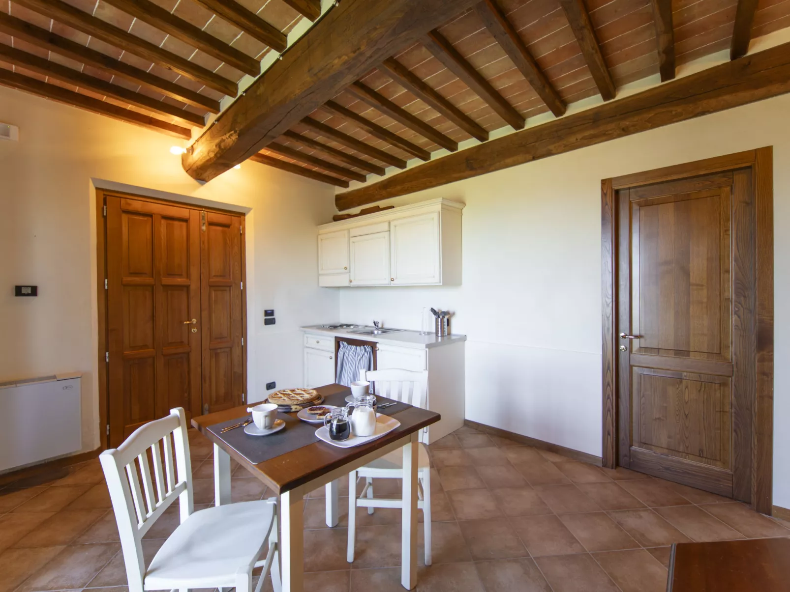 La Smarrita Dei Carradori-Inside