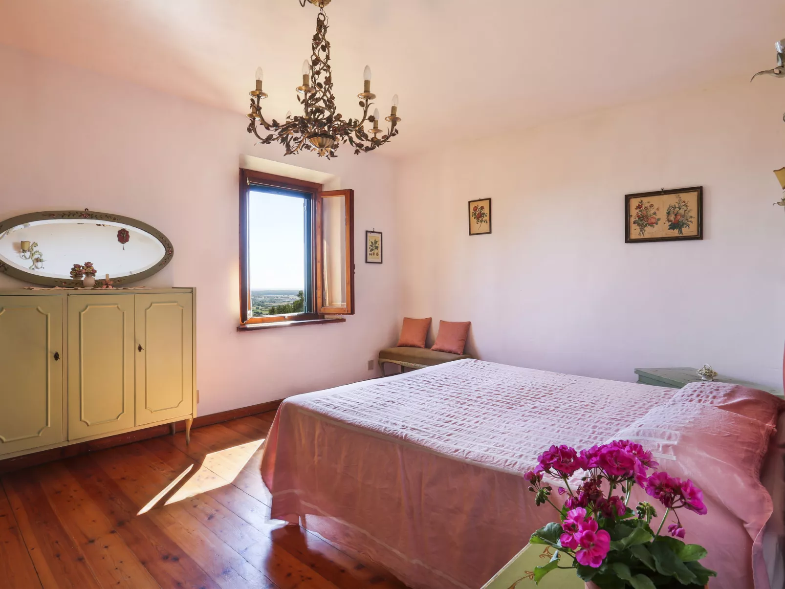 Belvedere-Inside