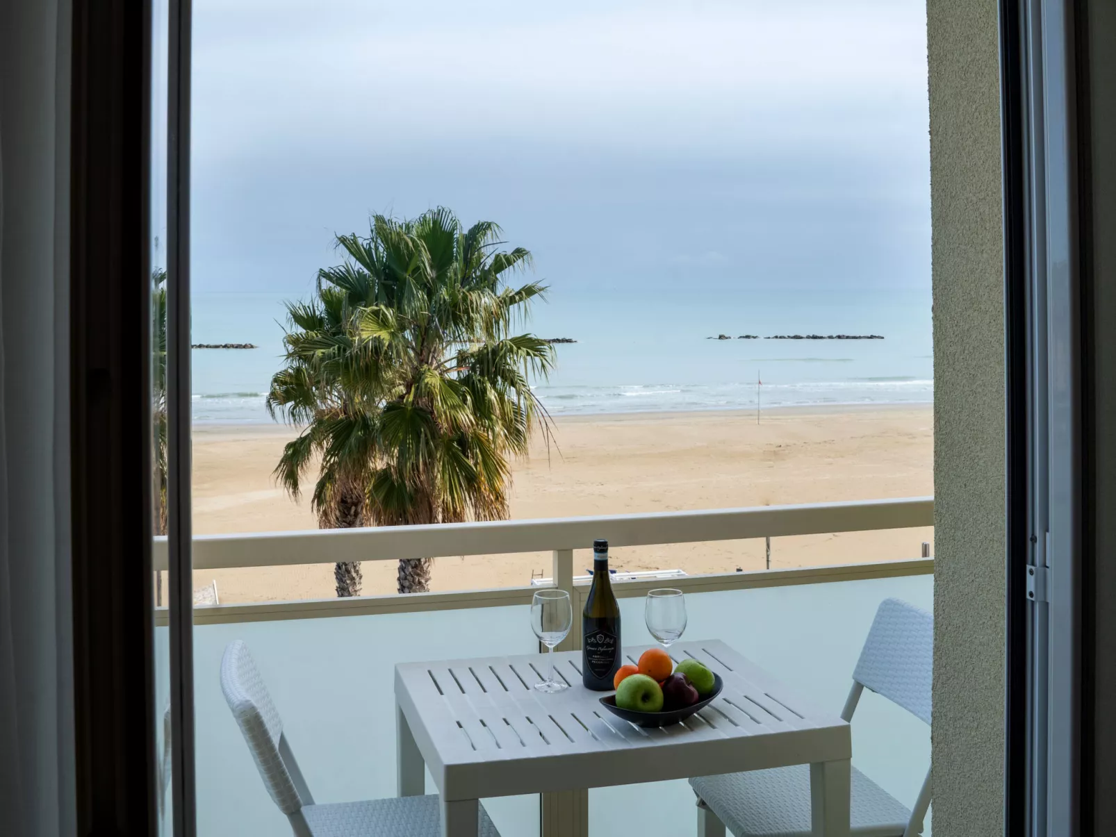 Mar di Roseto-Outside