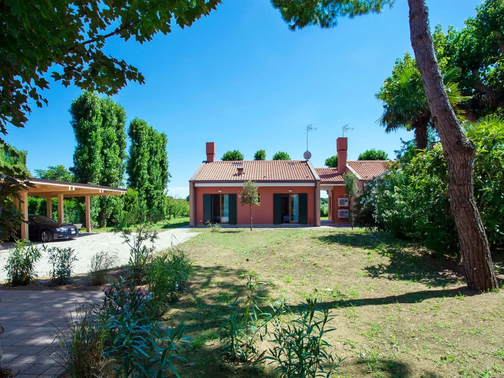 Ca' Del Pioppo-Outside