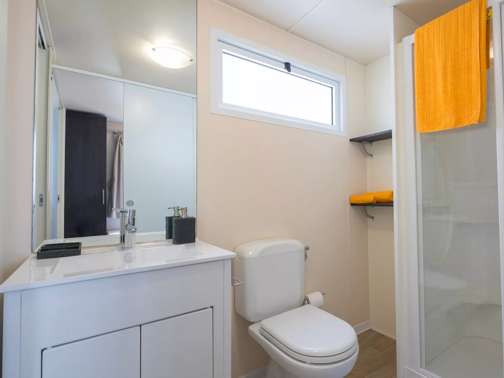 Camping Village Mare Pineta-Inside