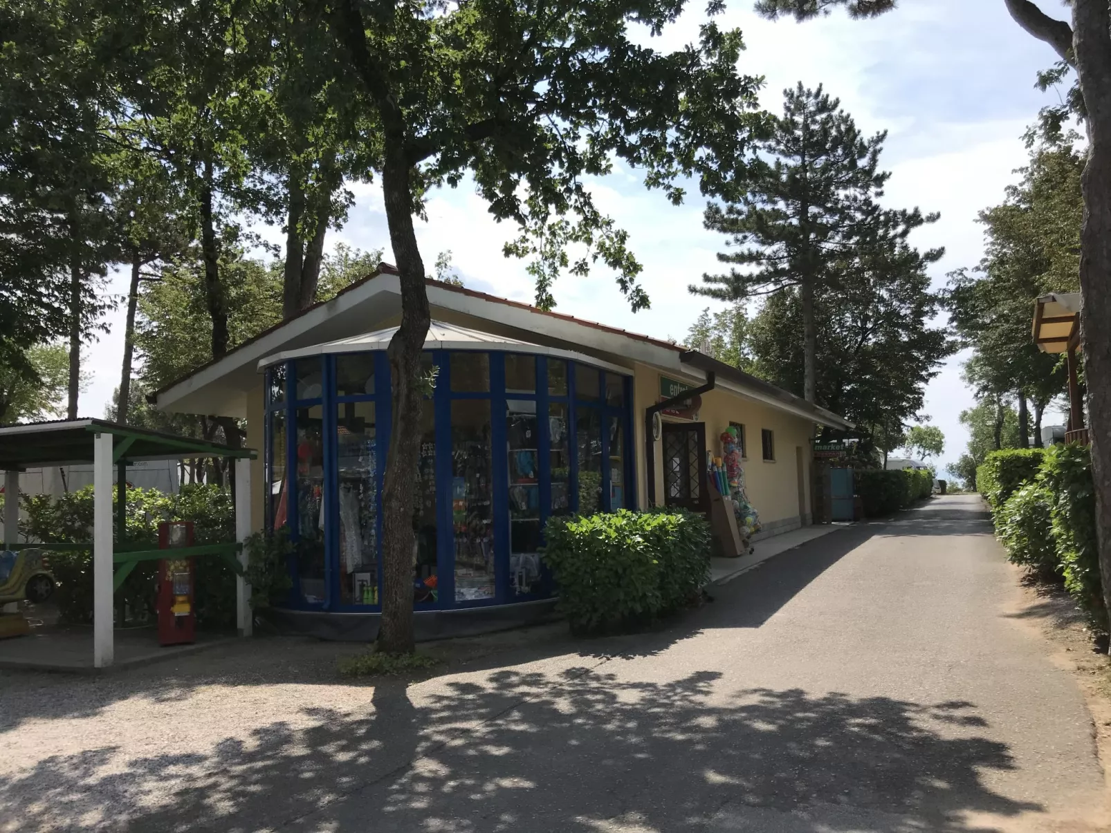Camping Village Mare Pineta-Inside