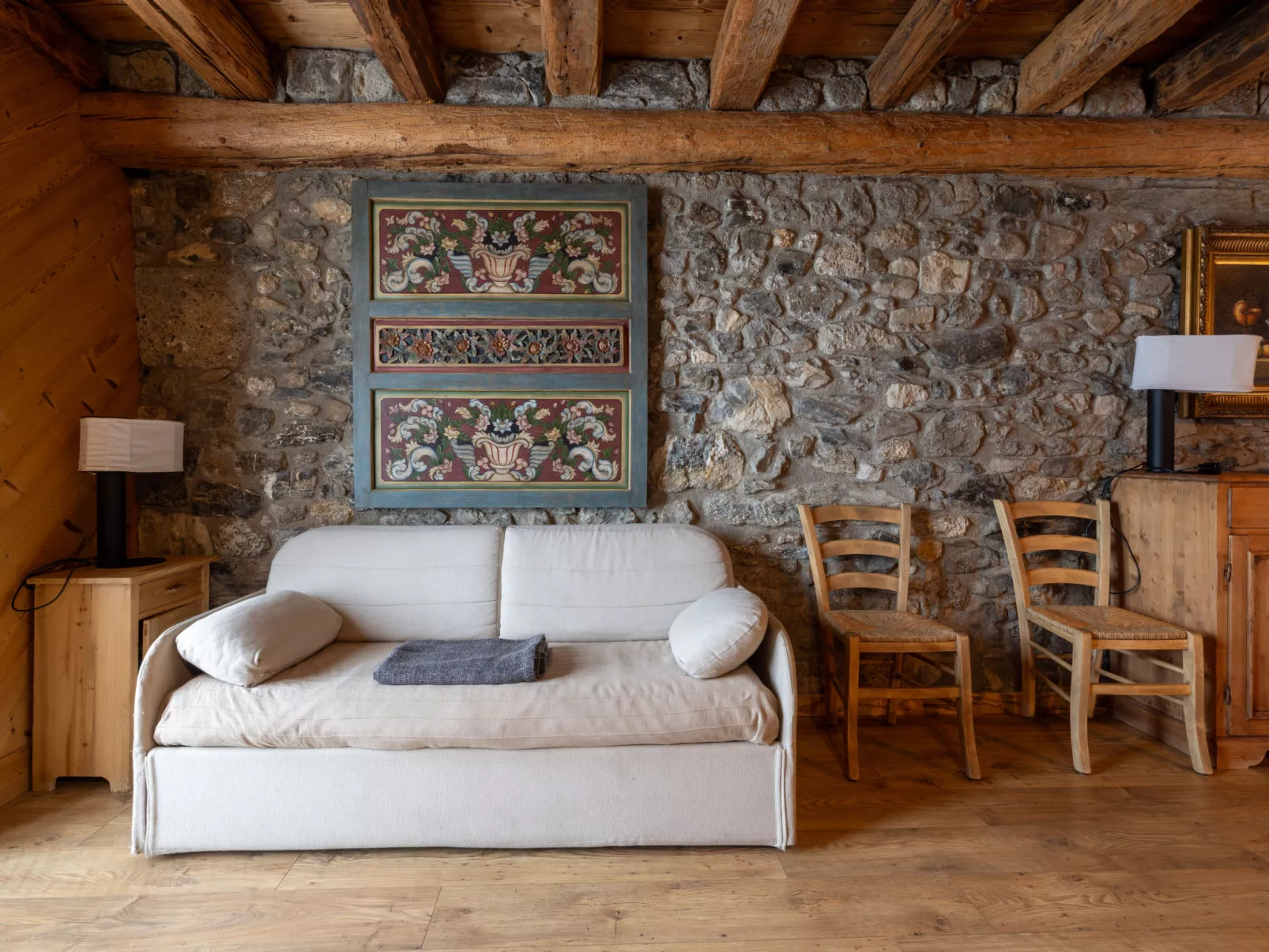 Nido del Picchio-Inside