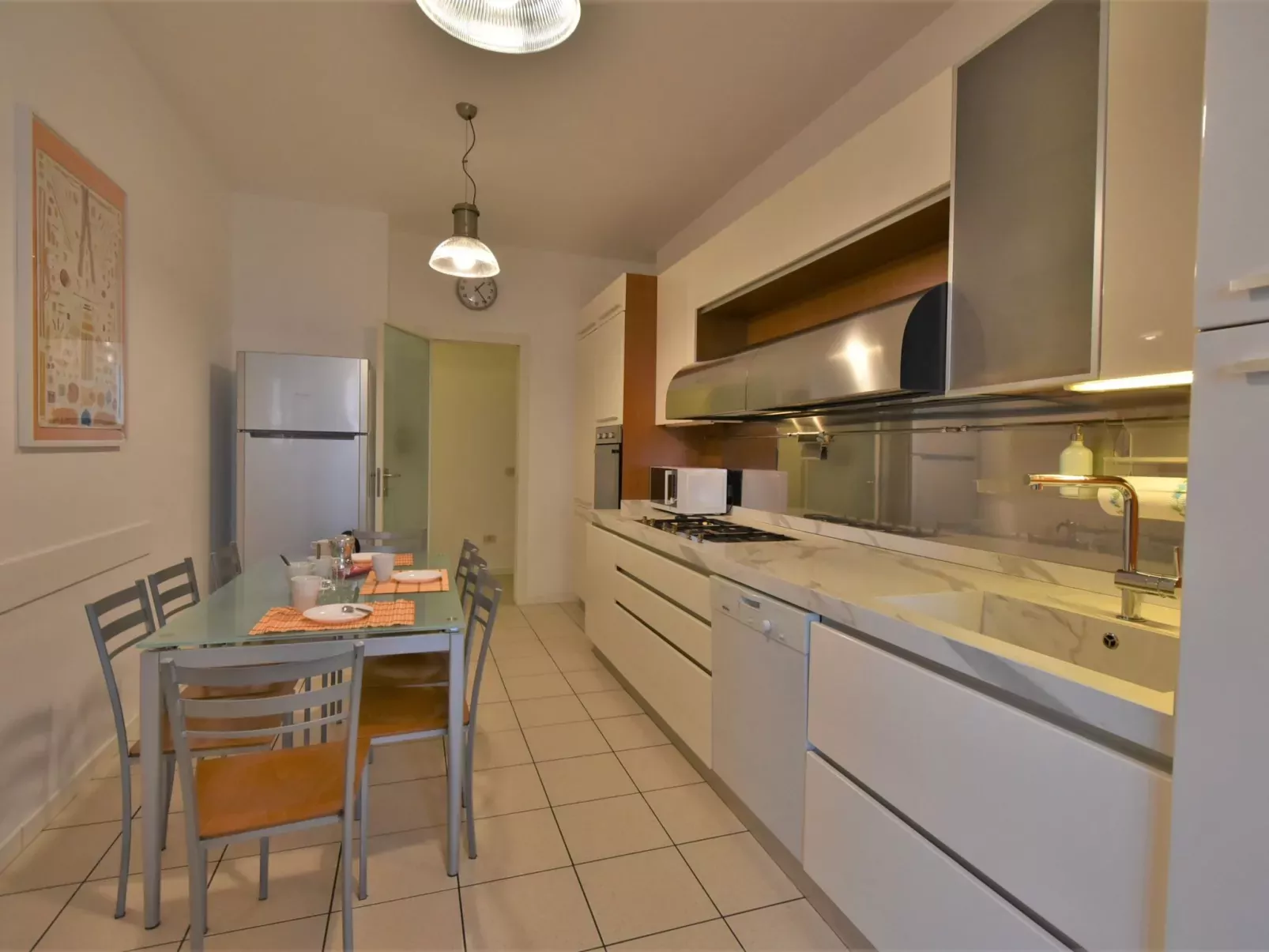 Bacchiglione Garden View-Inside