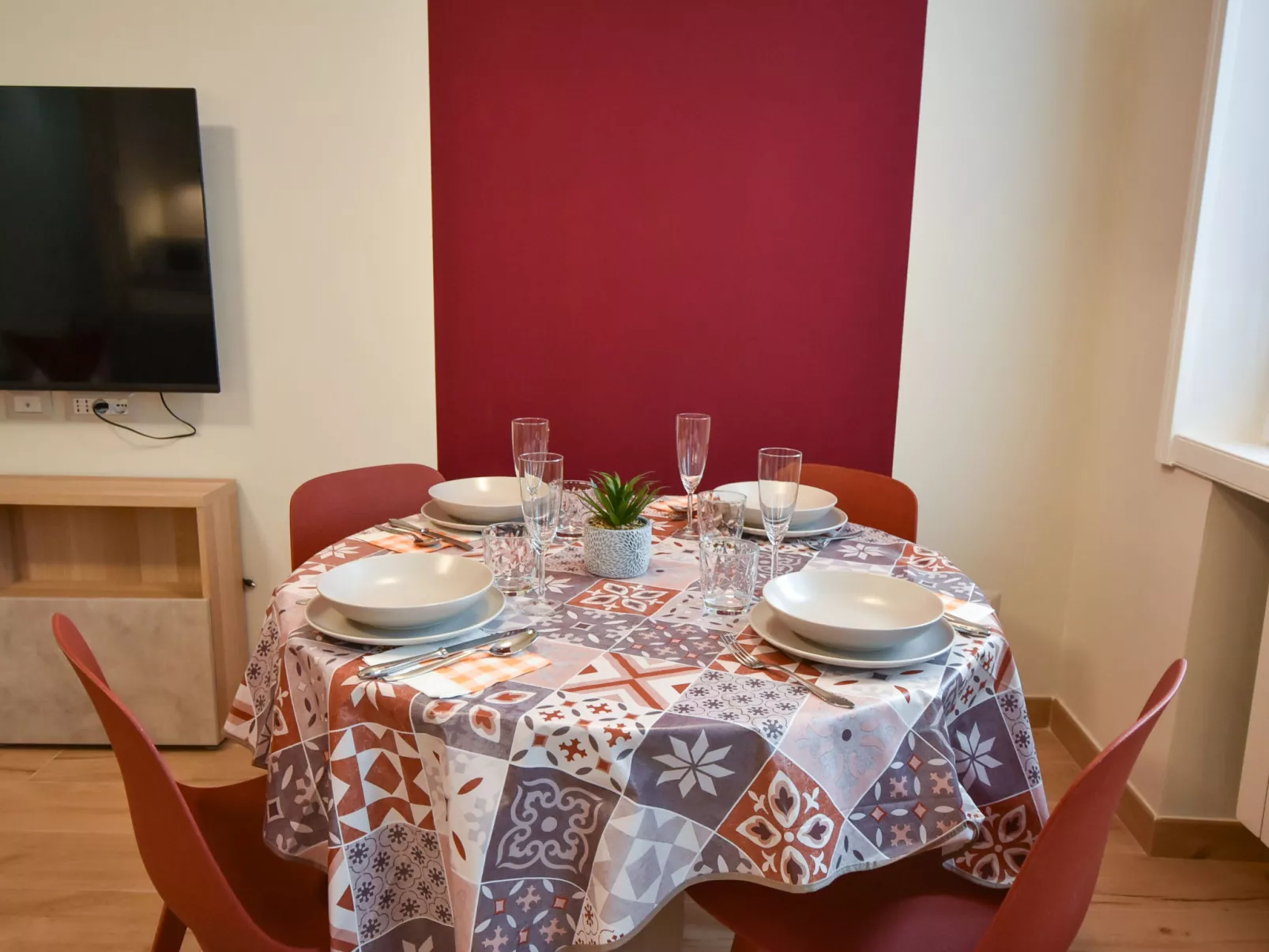 Pirelli Central Station Apartment-Inside