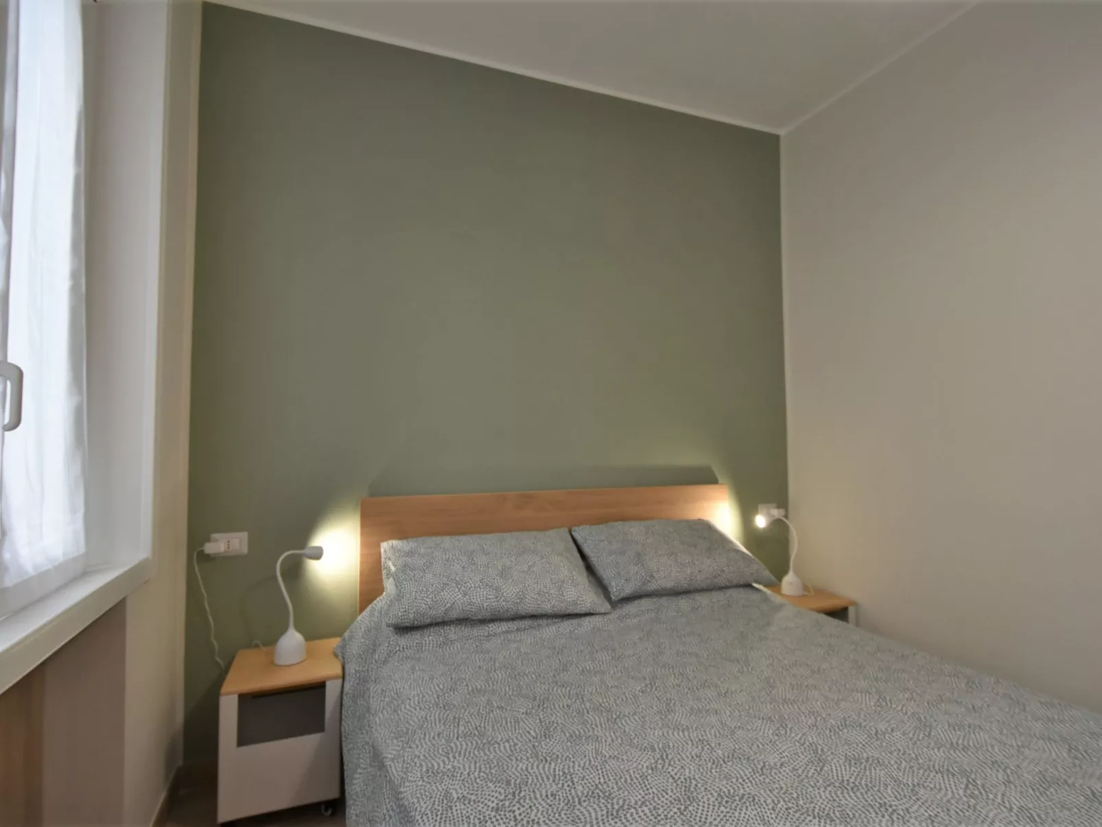 Pirelli Central Station Apartment-Inside