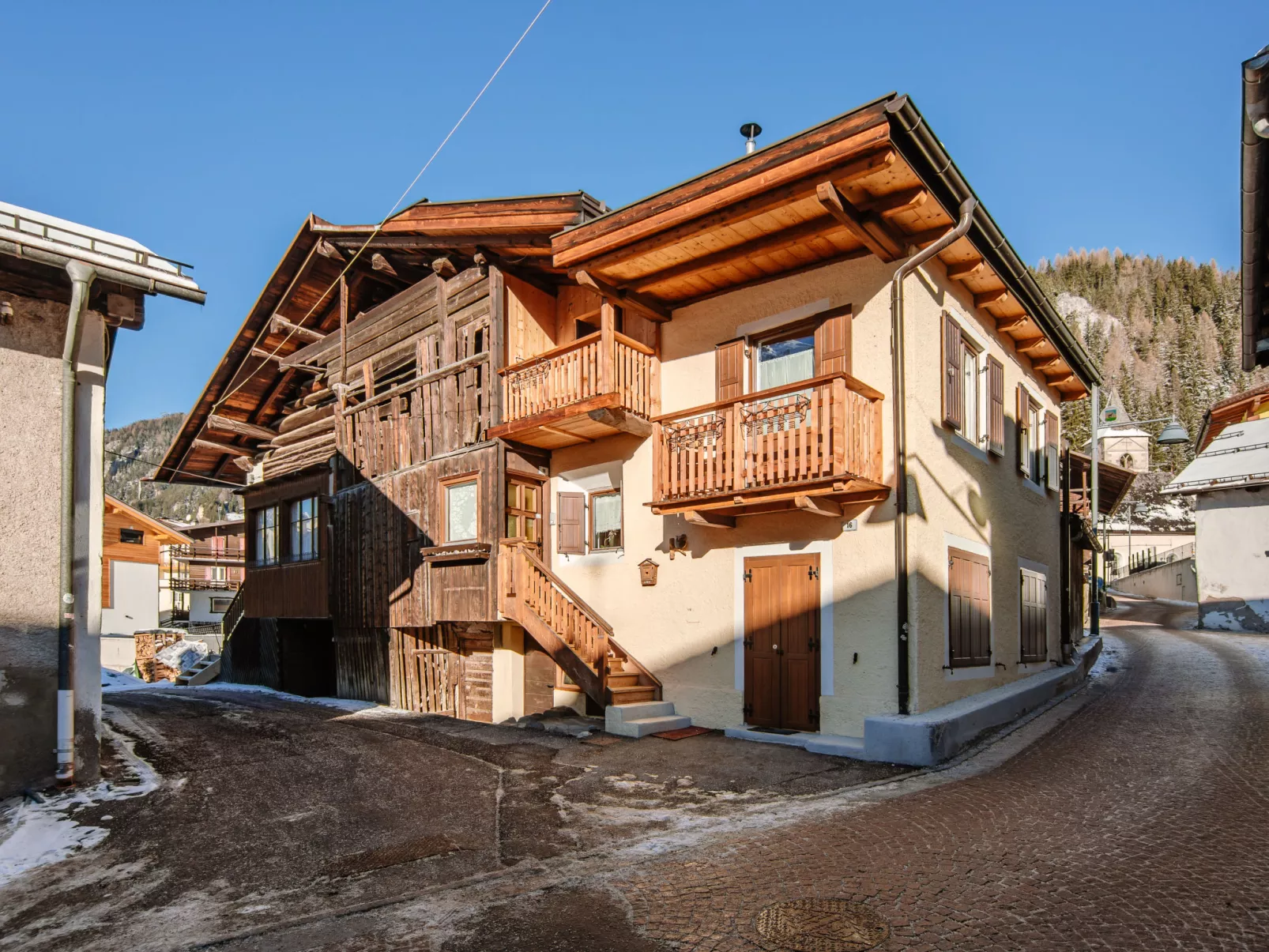 Casa Marta-Dehors