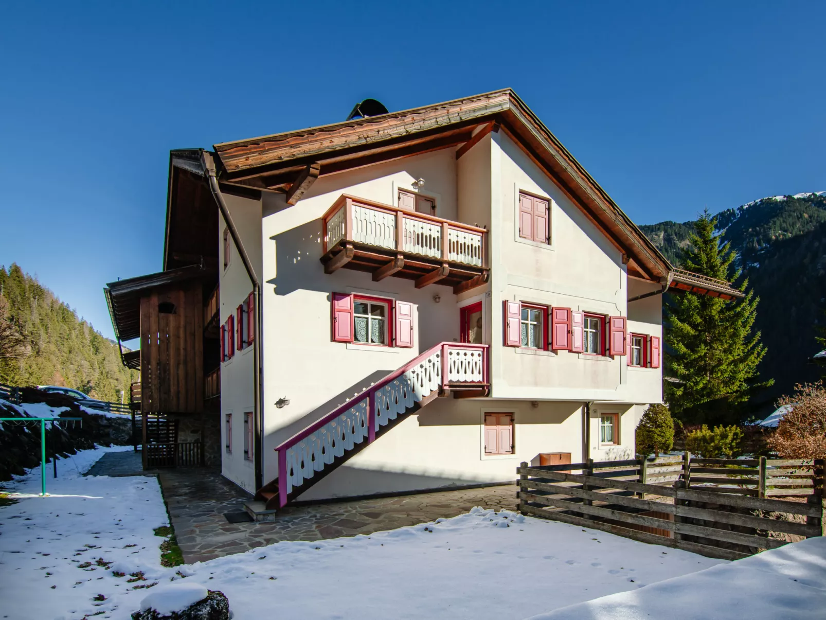Casa Bucci-Dehors